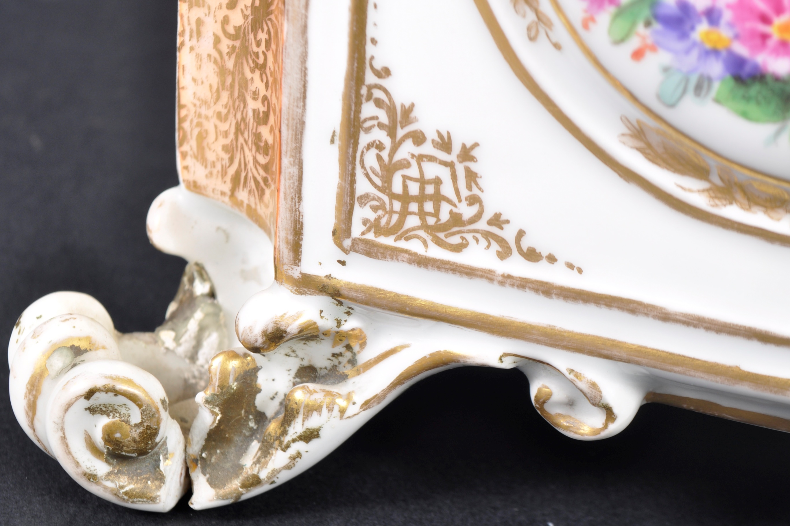 19TH CENTURY MEISSEN PORCELAIN PLANTER - Image 4 of 14