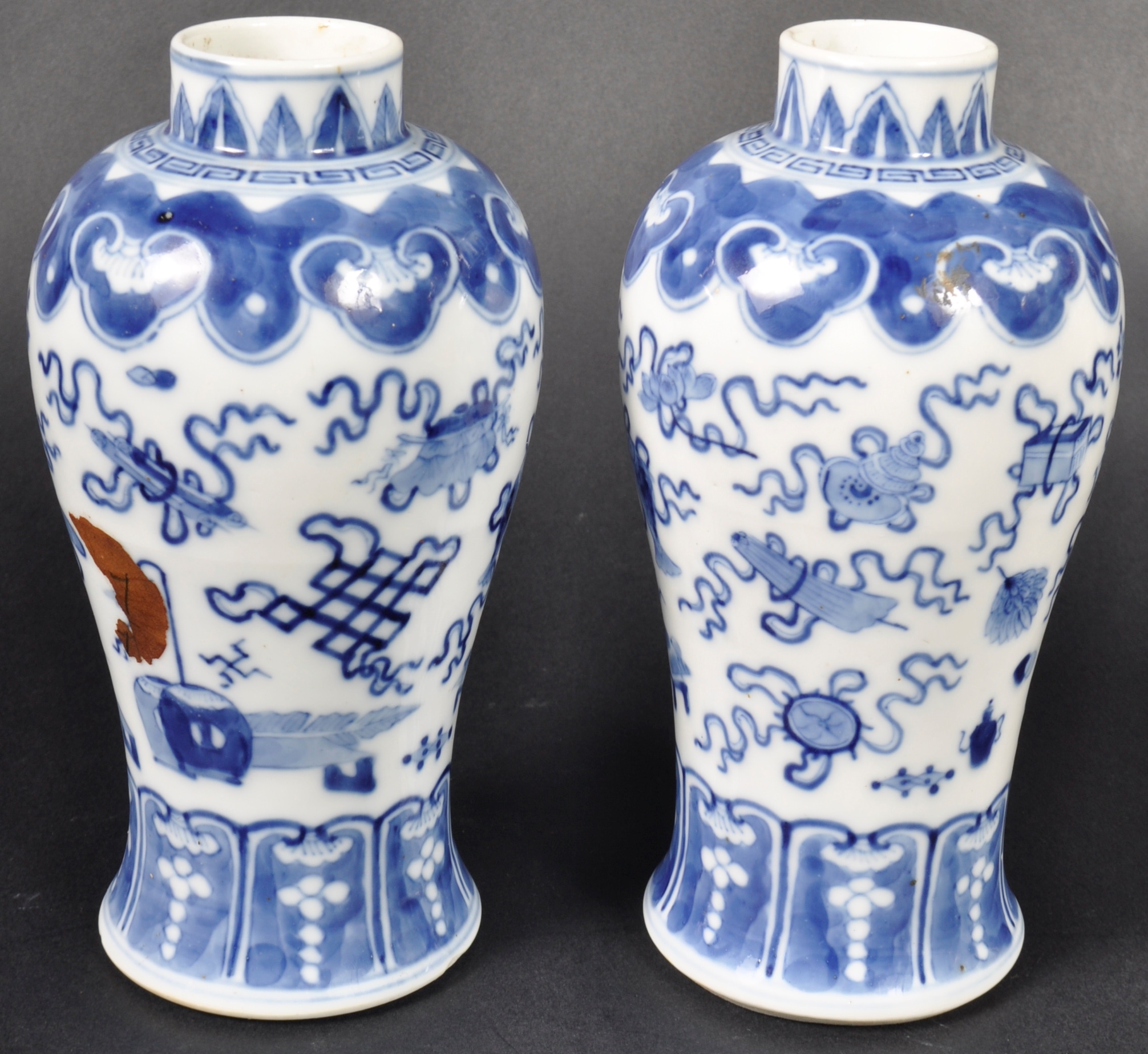 PAIR OF 19TH CENTURY CHINESE KANGXI MARK PRECIOUS OBJECT VASES - Image 10 of 11