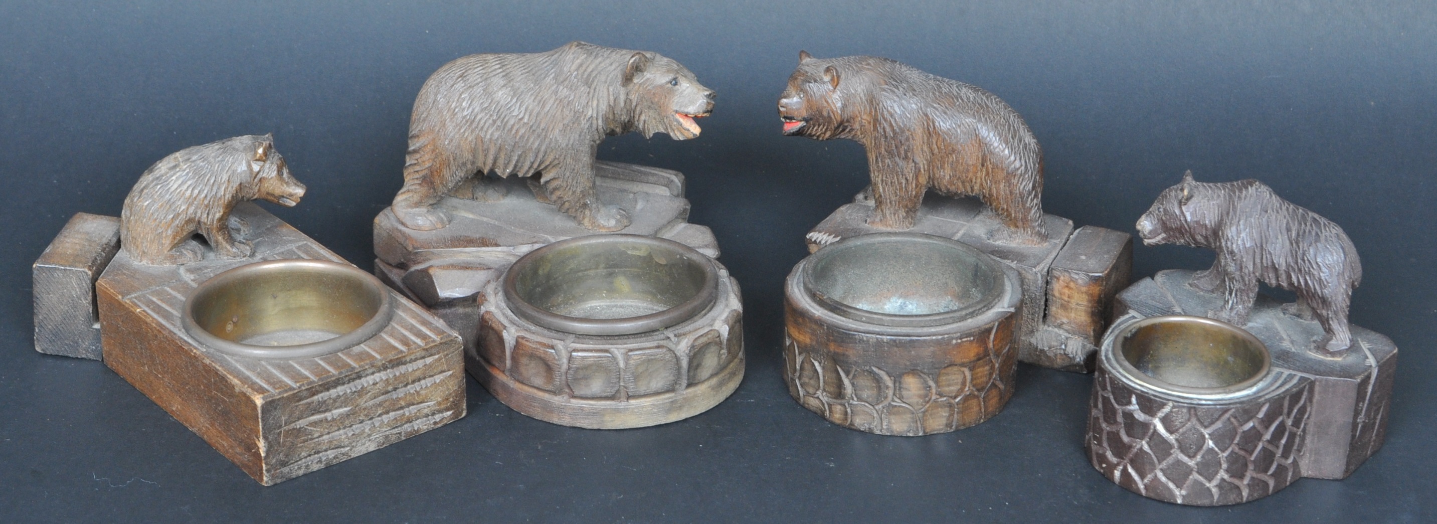 COLLECTION OF 19TH CENTURY HAND CARVED BLACK FOREST BEAR ITEMS - Image 2 of 6