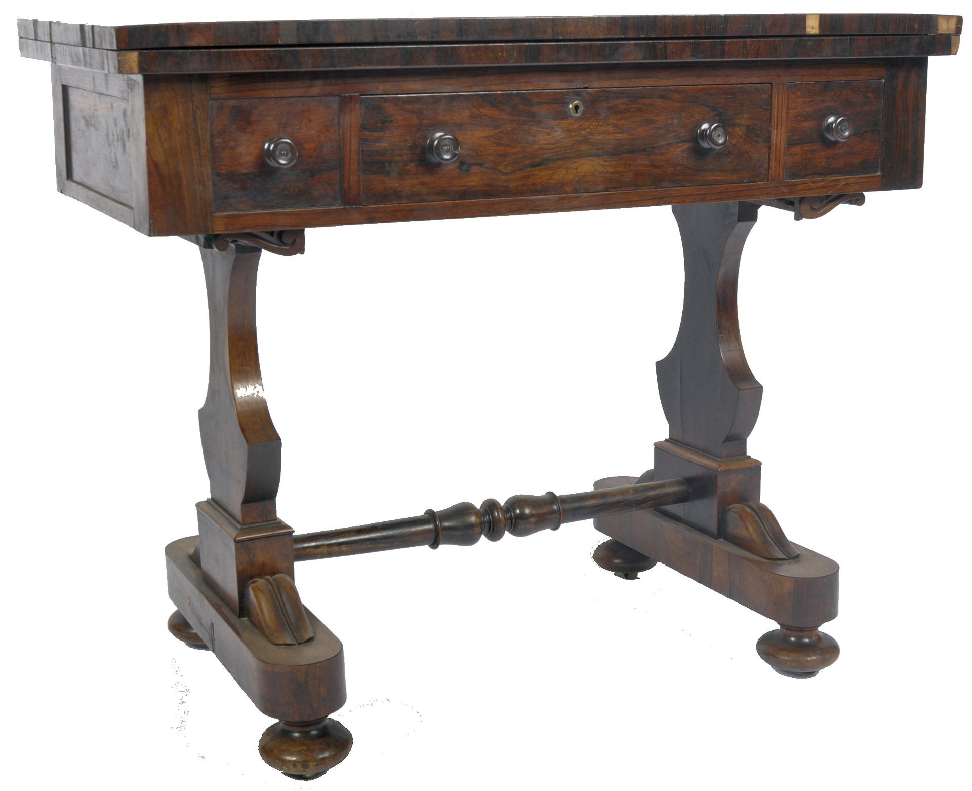 GEORGE III ROSEWOOD GAMES / CARD TABLE ON SHAPED SUPPORTS