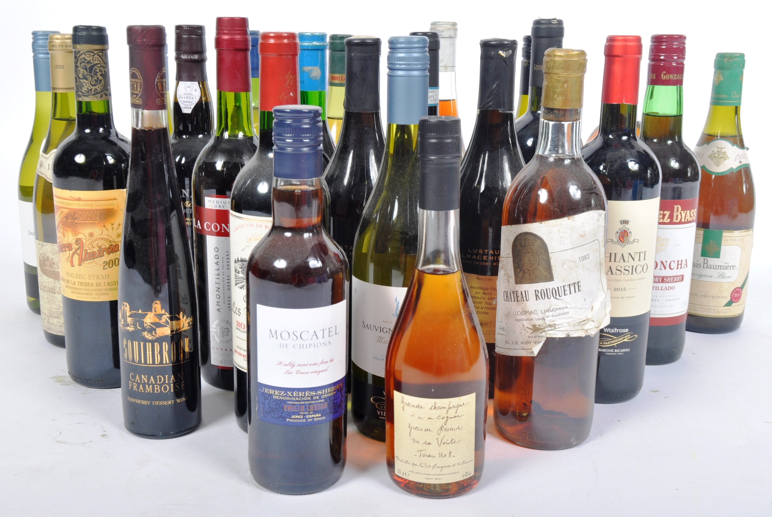 SELECTION OF ASSORTED BOTTLED RED & WHITE WINES