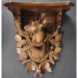 19TH CENTURY VICTORIAN BLACK FOREST CARVED OAK WALL BRACKET