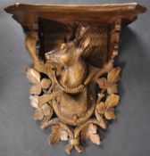 19TH CENTURY VICTORIAN BLACK FOREST CARVED OAK WALL BRACKET