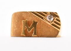 GOLD 'M' INITIAL SIGNET RING