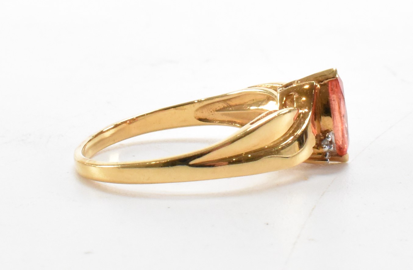 HALLMARKED 18CT GOLD PADPARADSCHA SAPPHIRE & DIAMOND RING - Image 8 of 17
