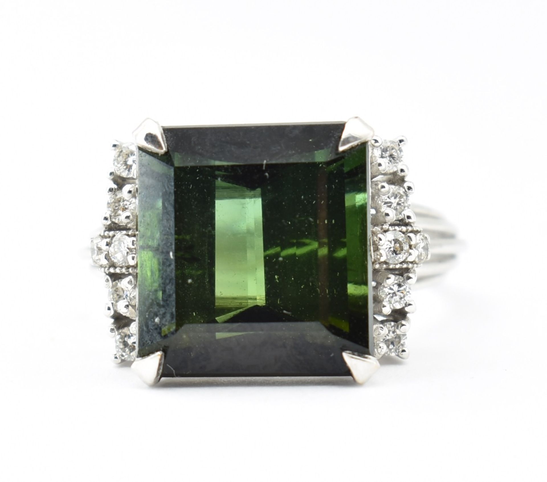 TOURMALINE & DIAMOND RING - Image 3 of 5