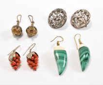 FOUR PAIRS OF VINTAGE EARRINGS INCLUDING MALACHITE & CORAL