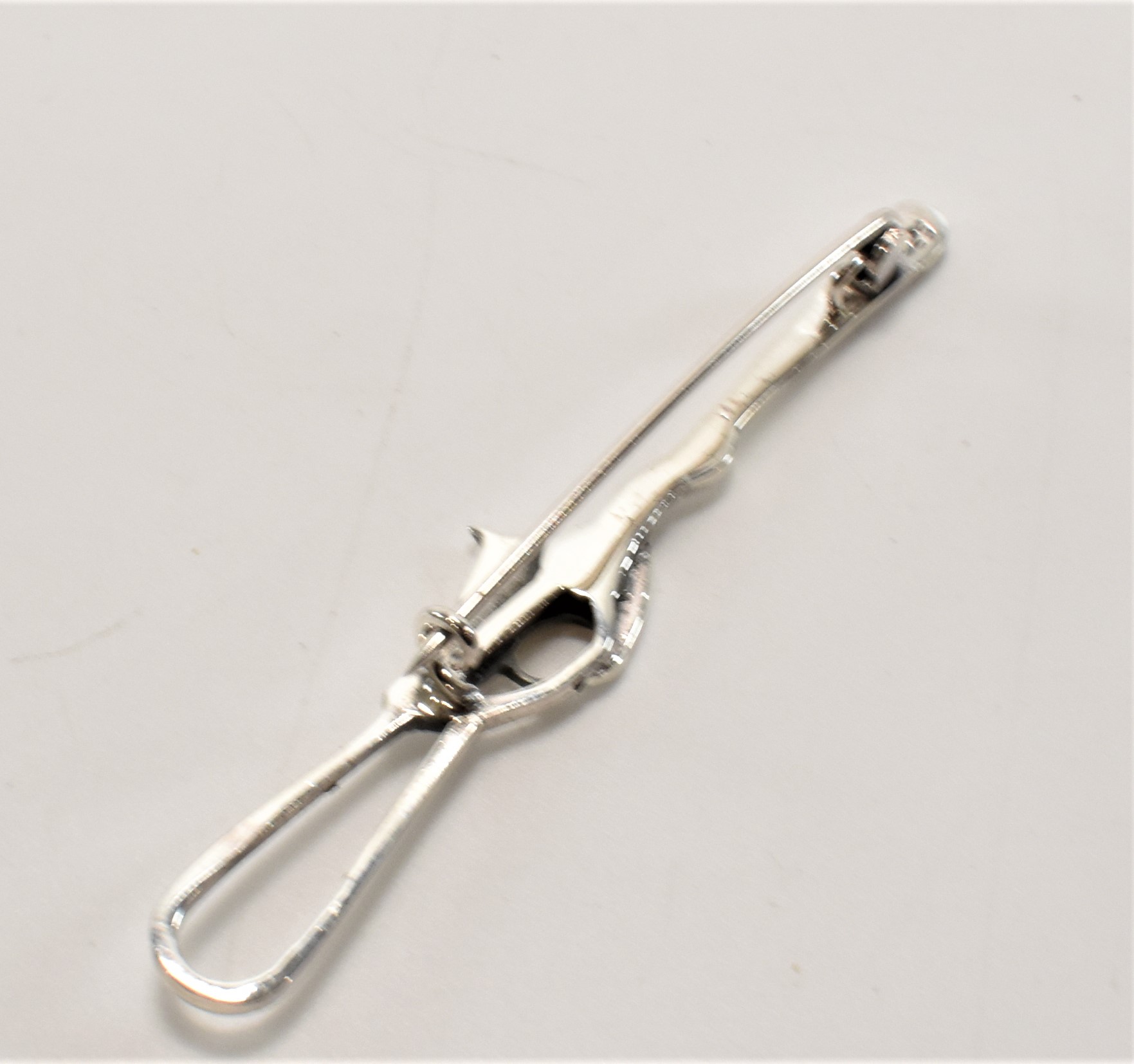 SILVER HORSE WHIP BROOCH - Image 3 of 3