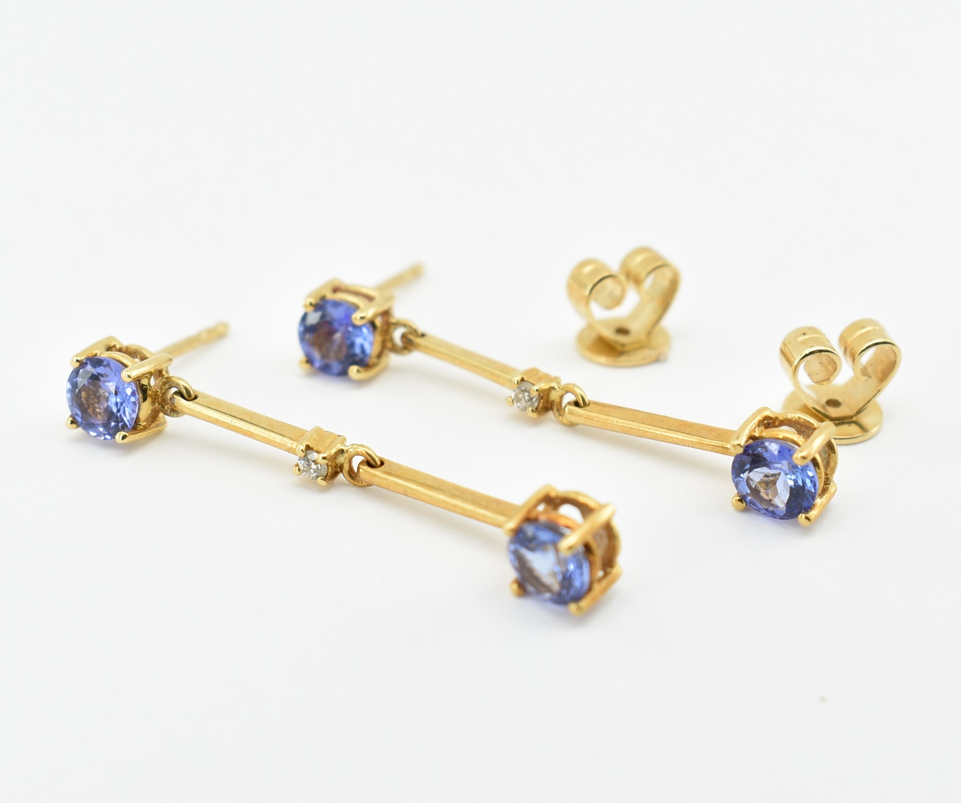 18CT GOLD TANZANITE & DIAMOND DROP EARRINGS - Image 5 of 7