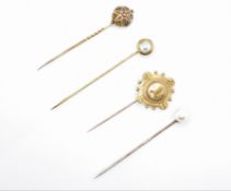 FOUR ANTIQUE VICTORIAN / EDWARDIAN GOLD STICK PINS