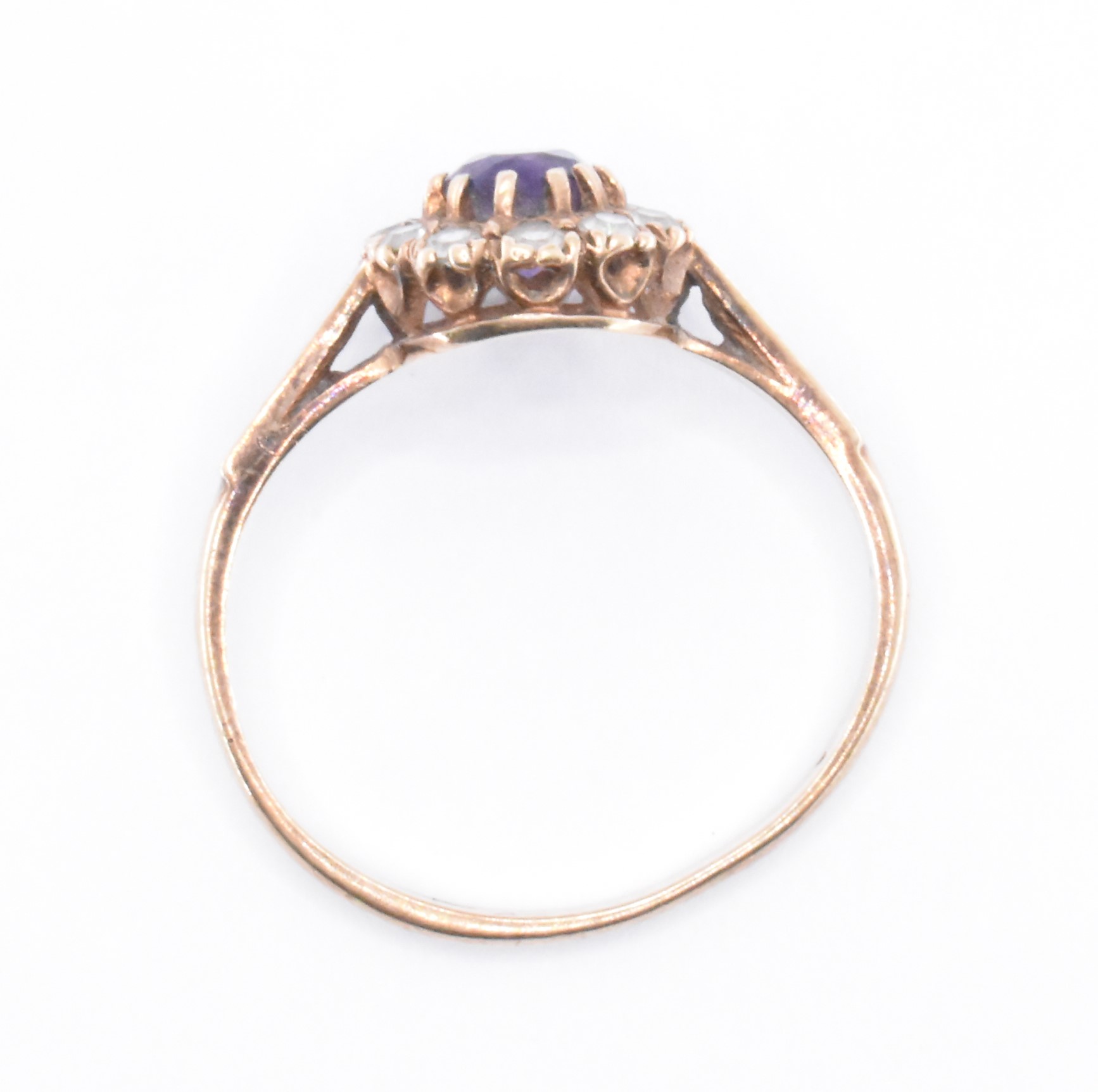 GOLD AMETHYST & WHITE STONE CLUSTER RING - Image 6 of 6