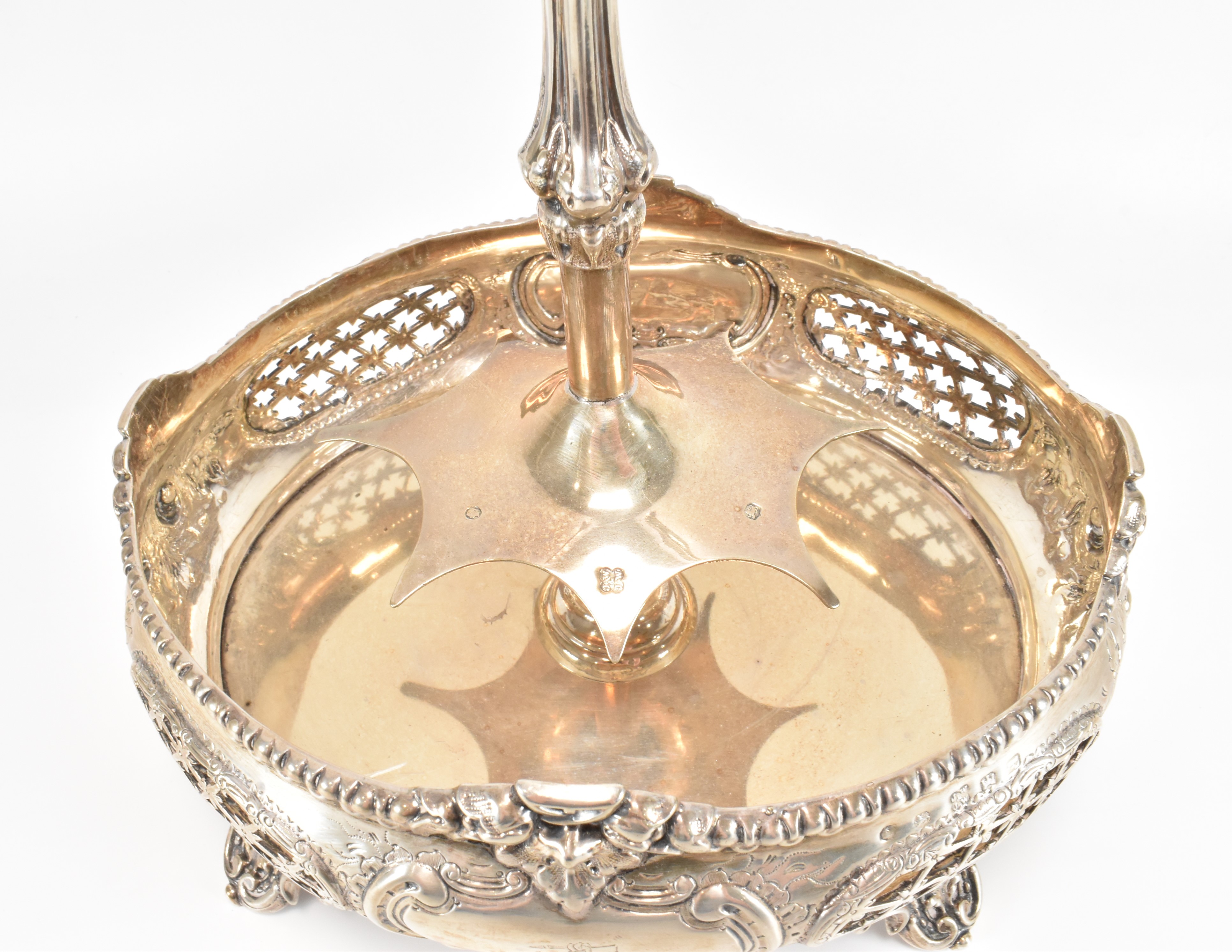 VICTORIAN SILVER HALLMARKED CRUET STAND - Image 5 of 6