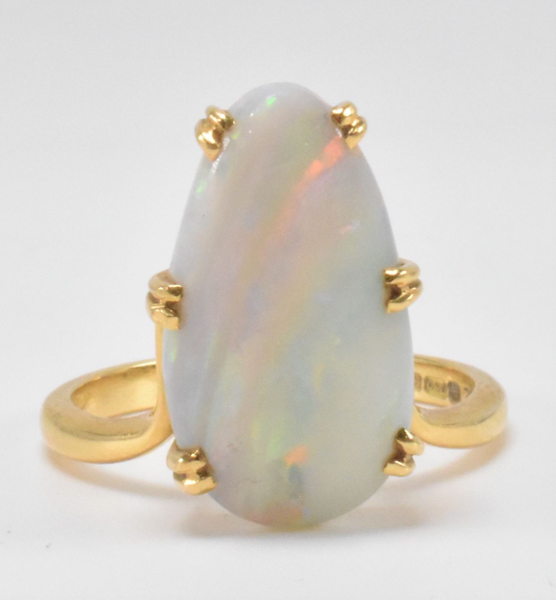 VINTAGE HALLMARKED 18CT GOLD & OPAL DRESS RING - Image 2 of 11