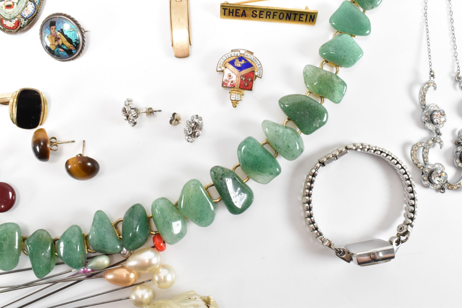 ASSORTMENT OF COSTUME JEWELLERY & WATCHES - Image 5 of 10