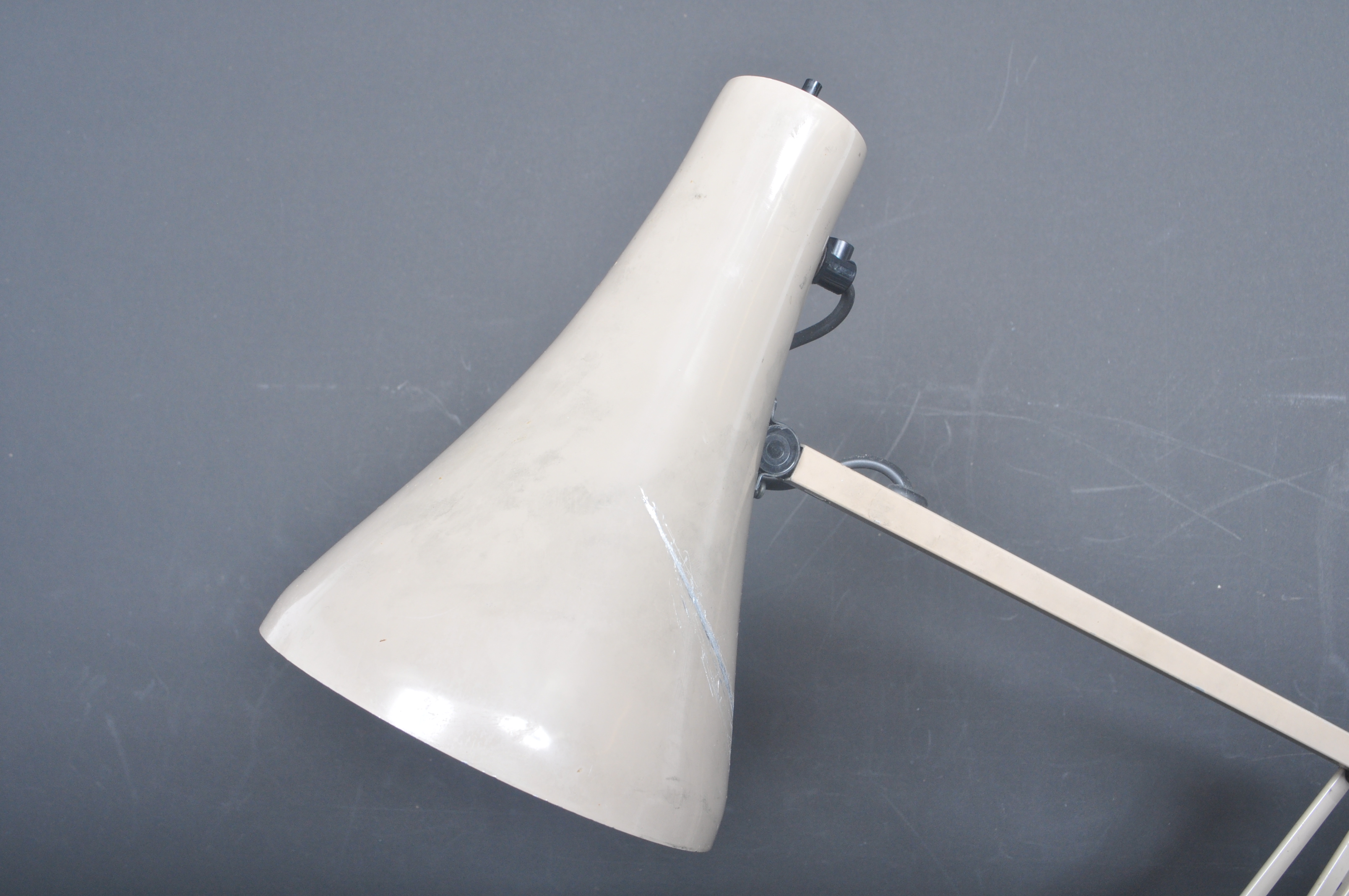 RETRO VINTAGE HERBERT TERRY STYLE ANGLEPOISE LAMP - Image 5 of 7