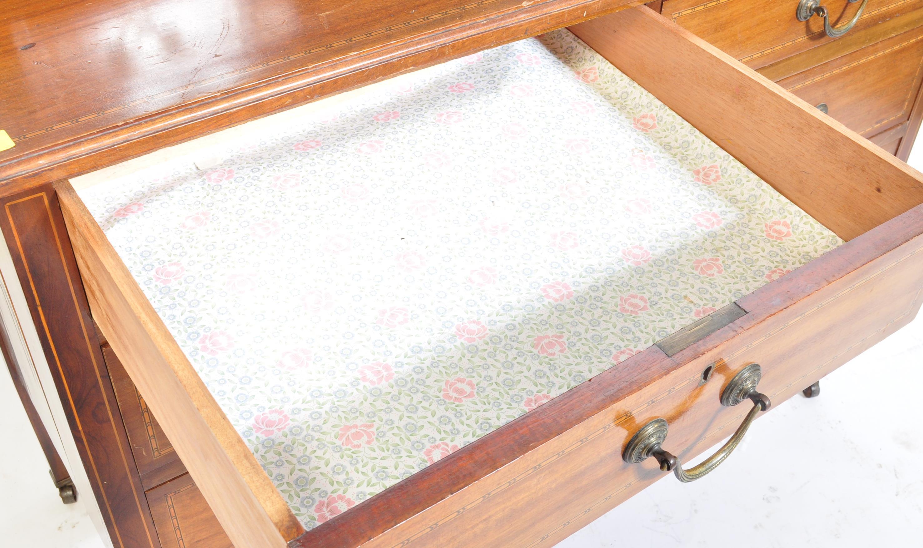 EDWARDIAN INLAID MAHOGANY DRESSING TABLE CHEST - Image 3 of 9