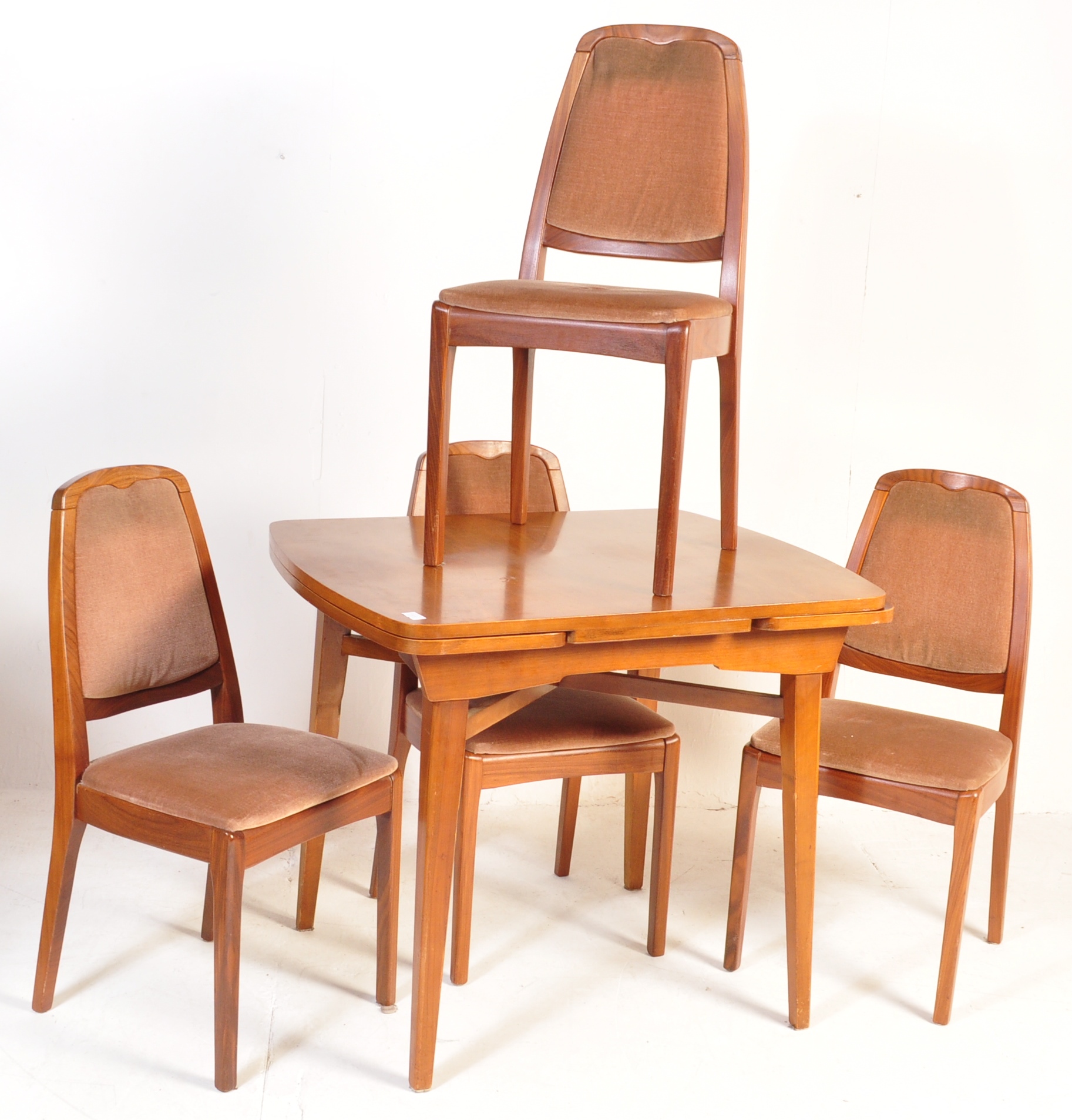 PARKER KNOLL TEAK EXTENDABLE DINING TABLE AND CHAIRS - Image 2 of 14