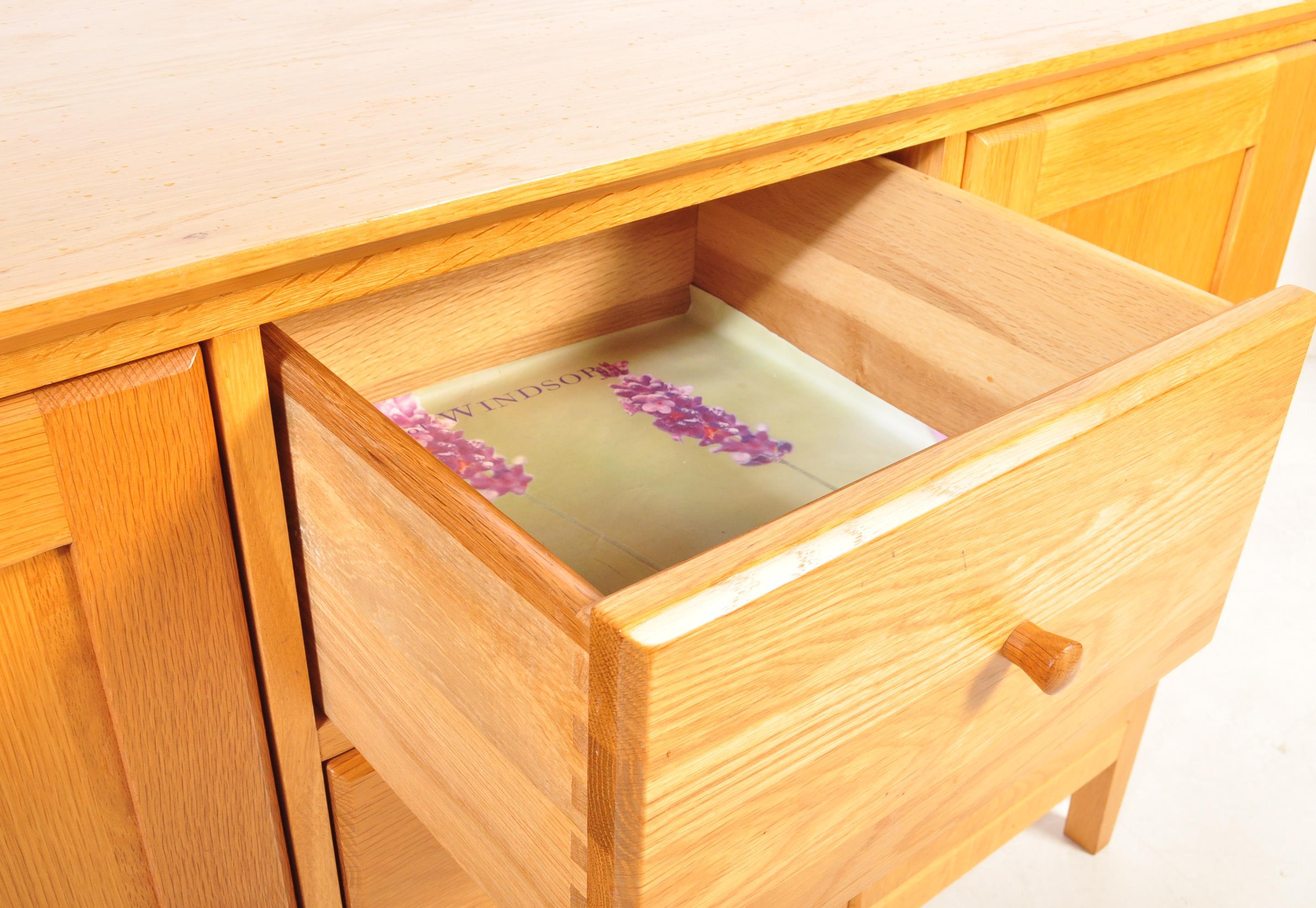 CONTEMPORARY MODERN OAK FURNITURE LAND CREDENZA - Image 5 of 8