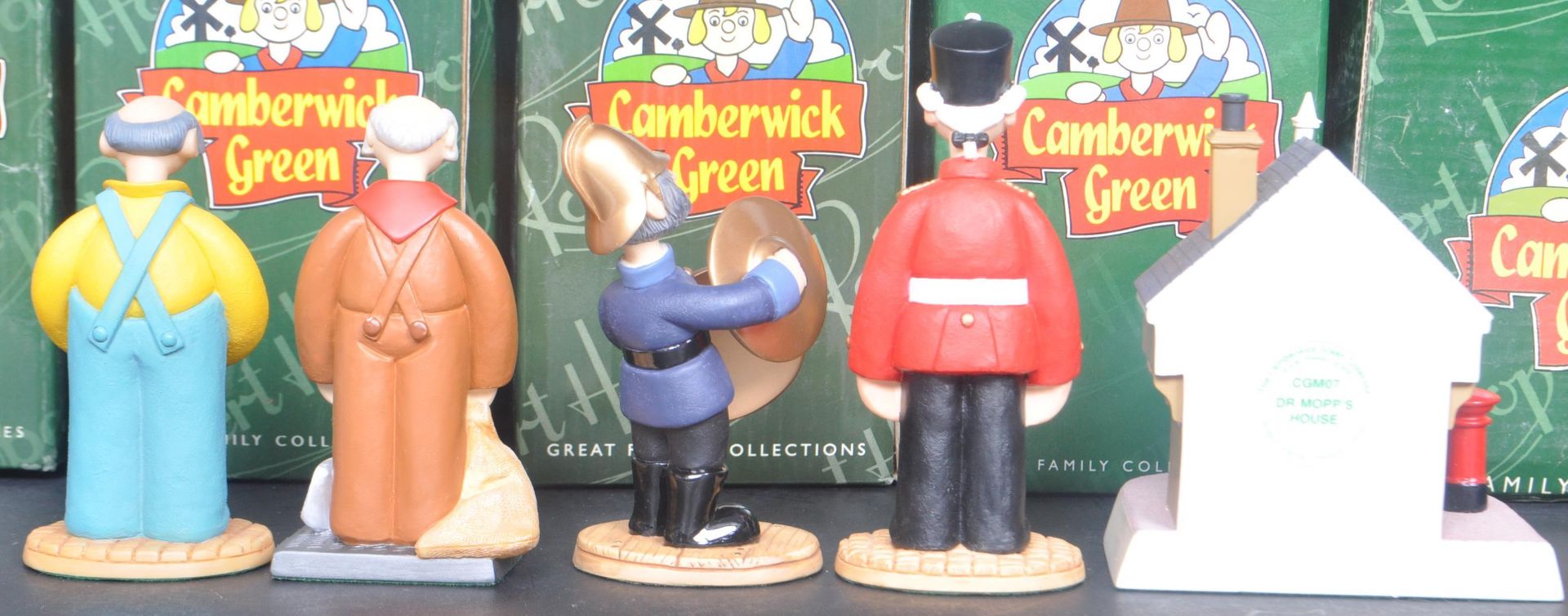 CAMBERWICK GREEN – ROBERT HARROP – X5 FIGURINES / STATUES - Bild 4 aus 5