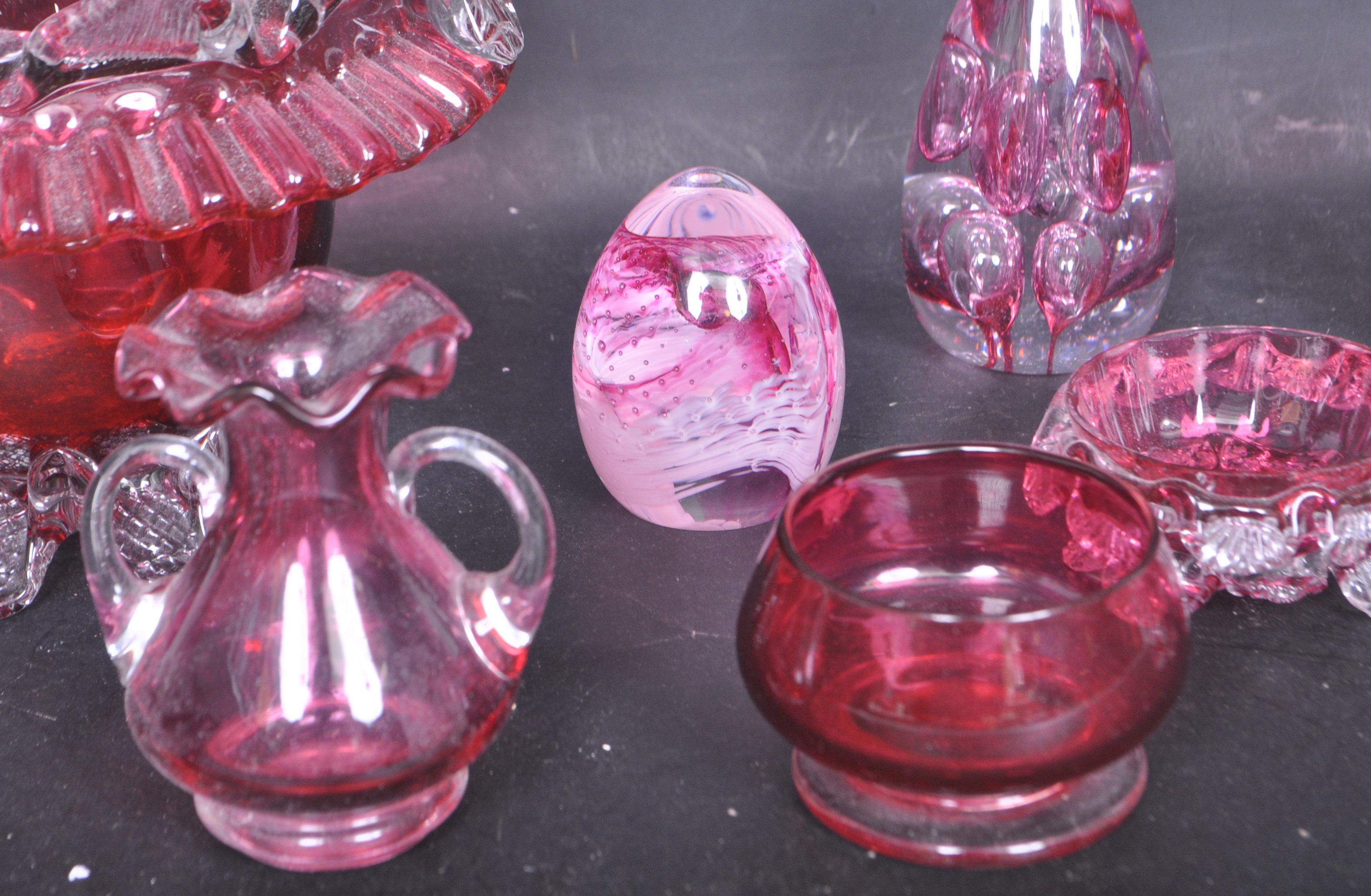 COLLECTION OF VINTAGE CRANBERRY GLASS - Image 3 of 4