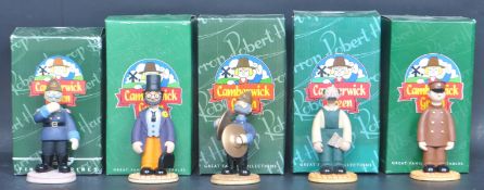 CAMBERWICK GREEN – ROBERT HARROP – X5 FIGURINES / STATUES