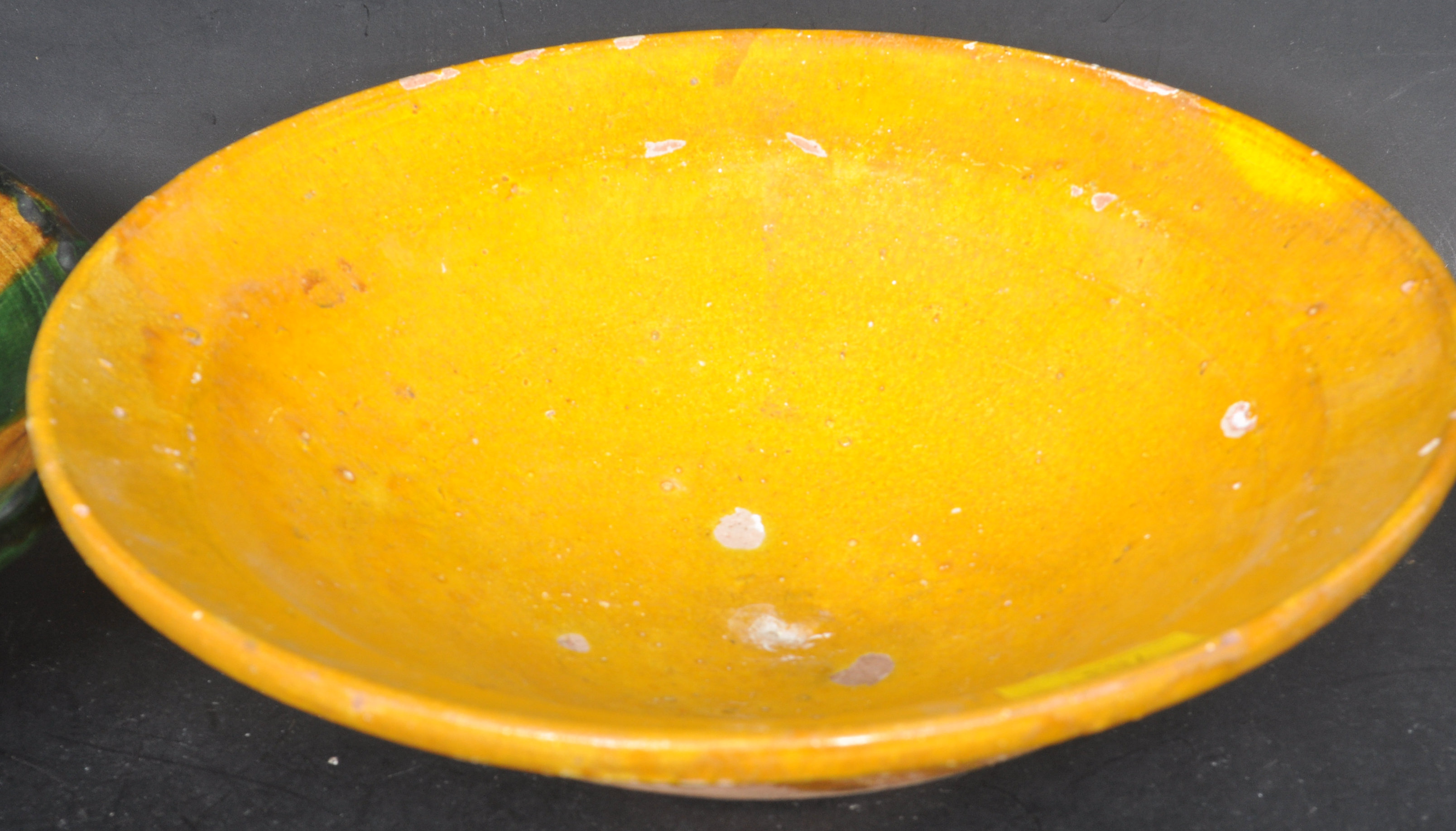 PAIR OF EARTHENWARE CENTREPEICE FRUIT BOWLS - Image 3 of 5