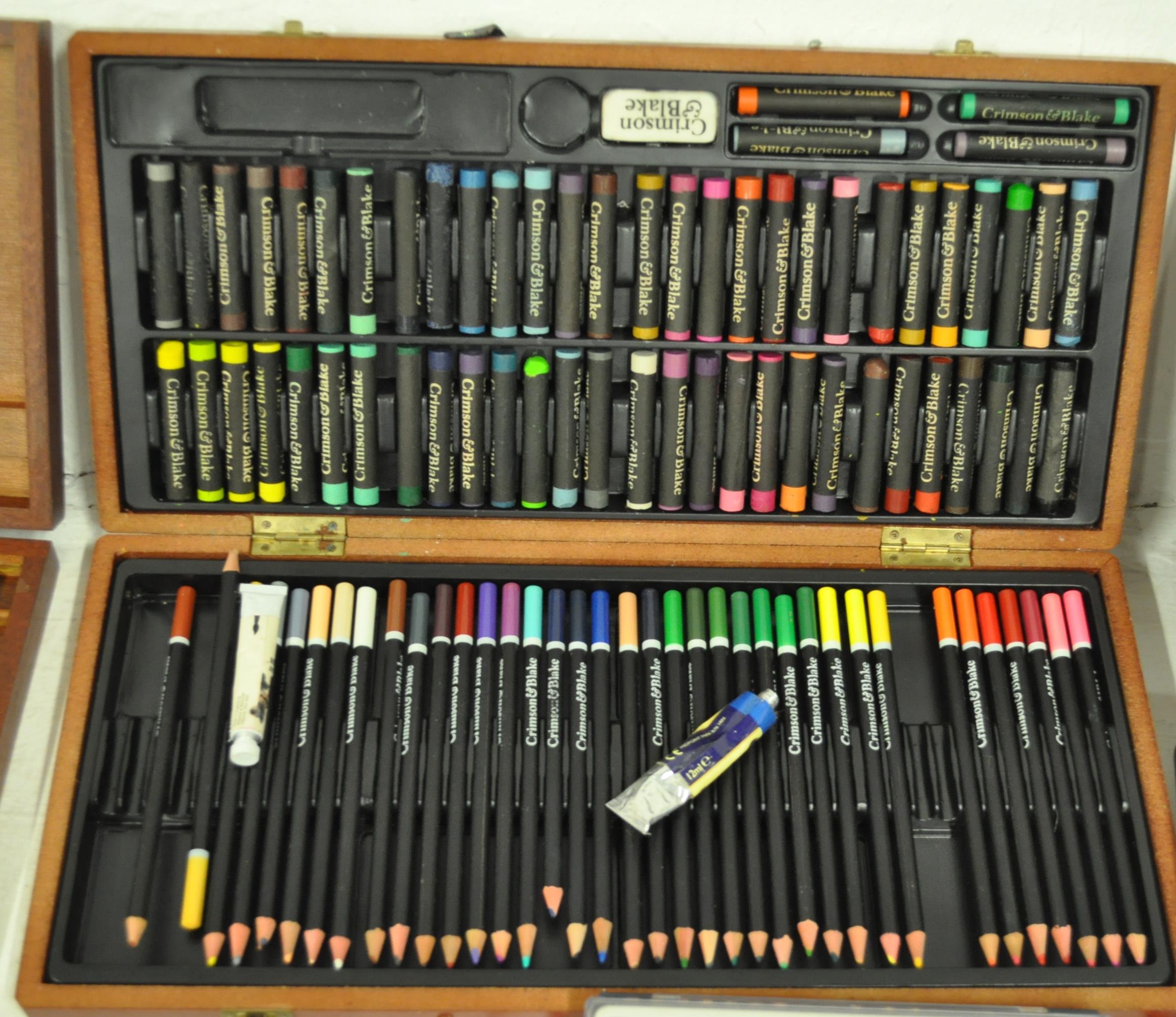LARGE COLLECTION OF ARTISTS SUPPLIES TO INCLUDE DALER-ROWNEY - Image 6 of 7