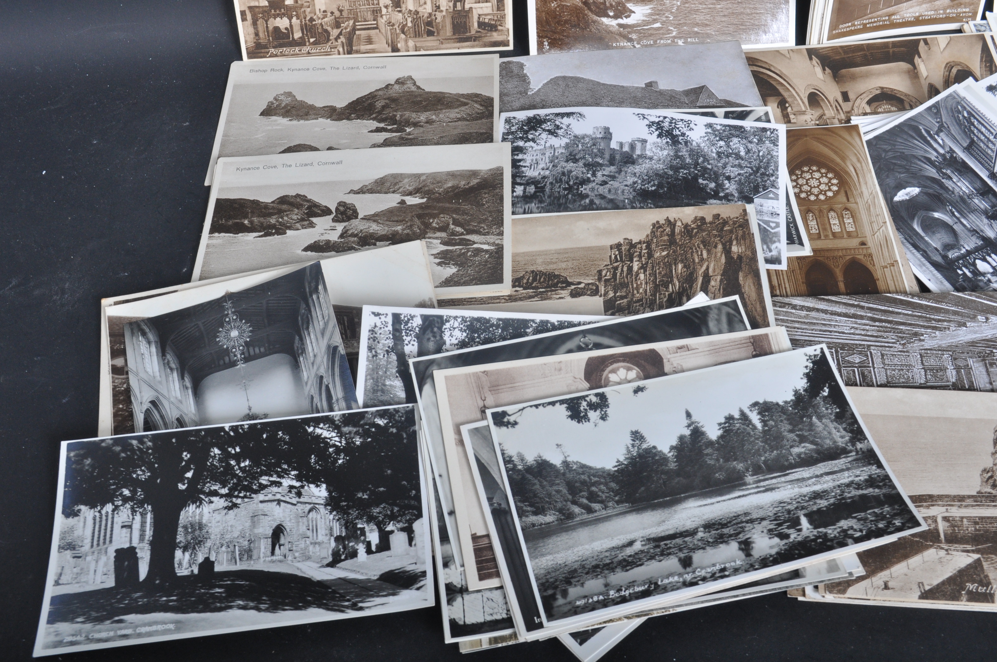 COLLECTION OF VINTAGE 20TH CENTURY BLACK AND WHITE PICTURE POSTCARDS - Image 2 of 5