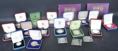 COLLECTION OF UK AND INTERNATIONAL SILVER PROOF AND UNCIRCULATED COINS