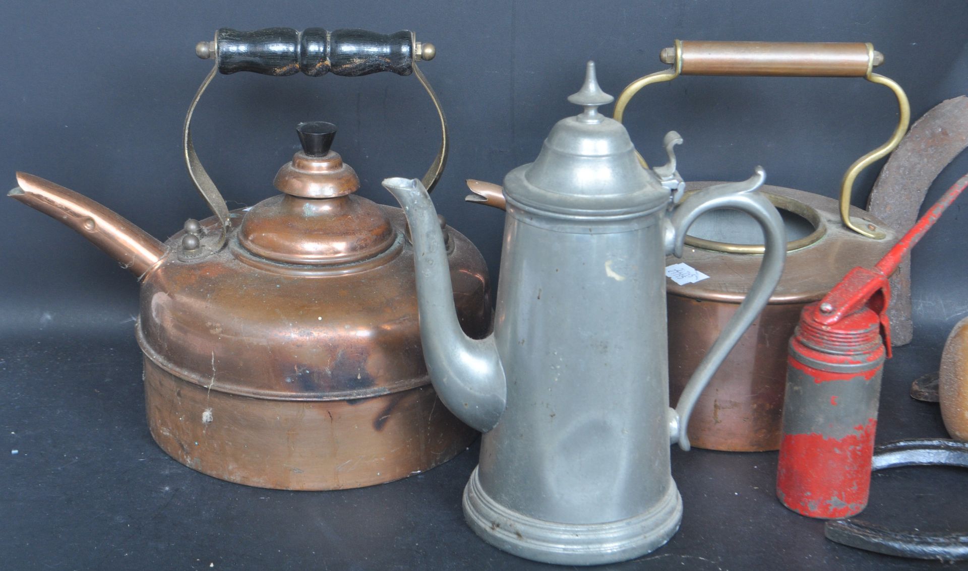 LARGE COLLECTION OF VINTAGE 20TH CENTURY COPPER AND METAL WARE - Image 5 of 5