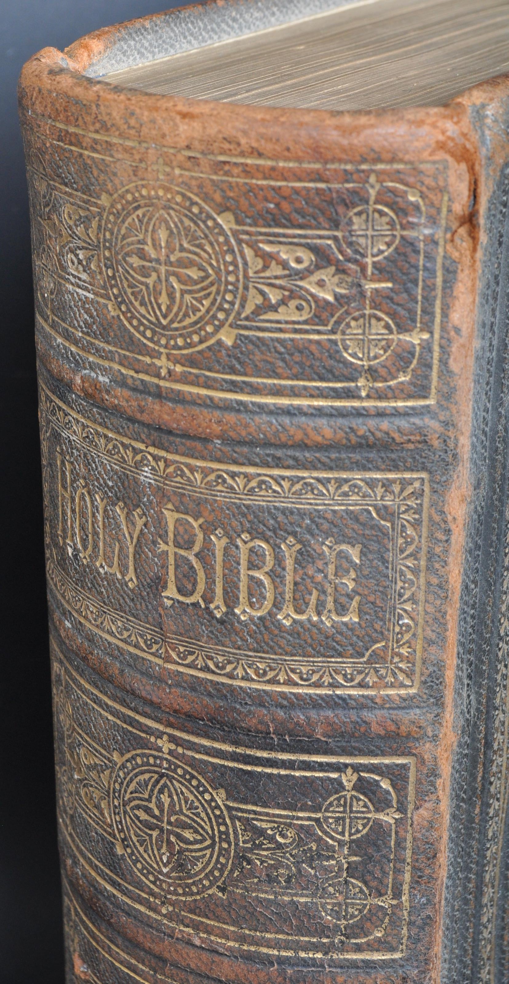 20TH CENTURY FAMILY BIBLE WITH SCOTT AND HENRY COMMENTARIES - Image 2 of 6