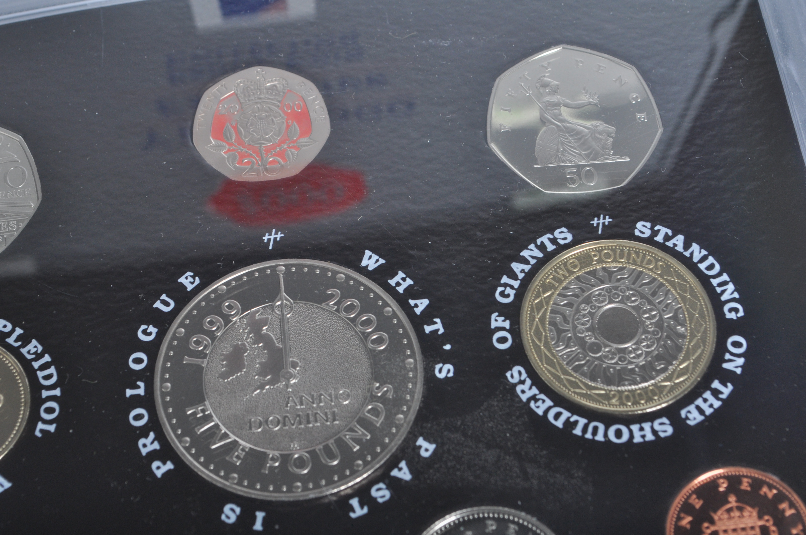 ROYAL MINT 2000 EXECUTIVE PROOF COIN SET - Image 3 of 5