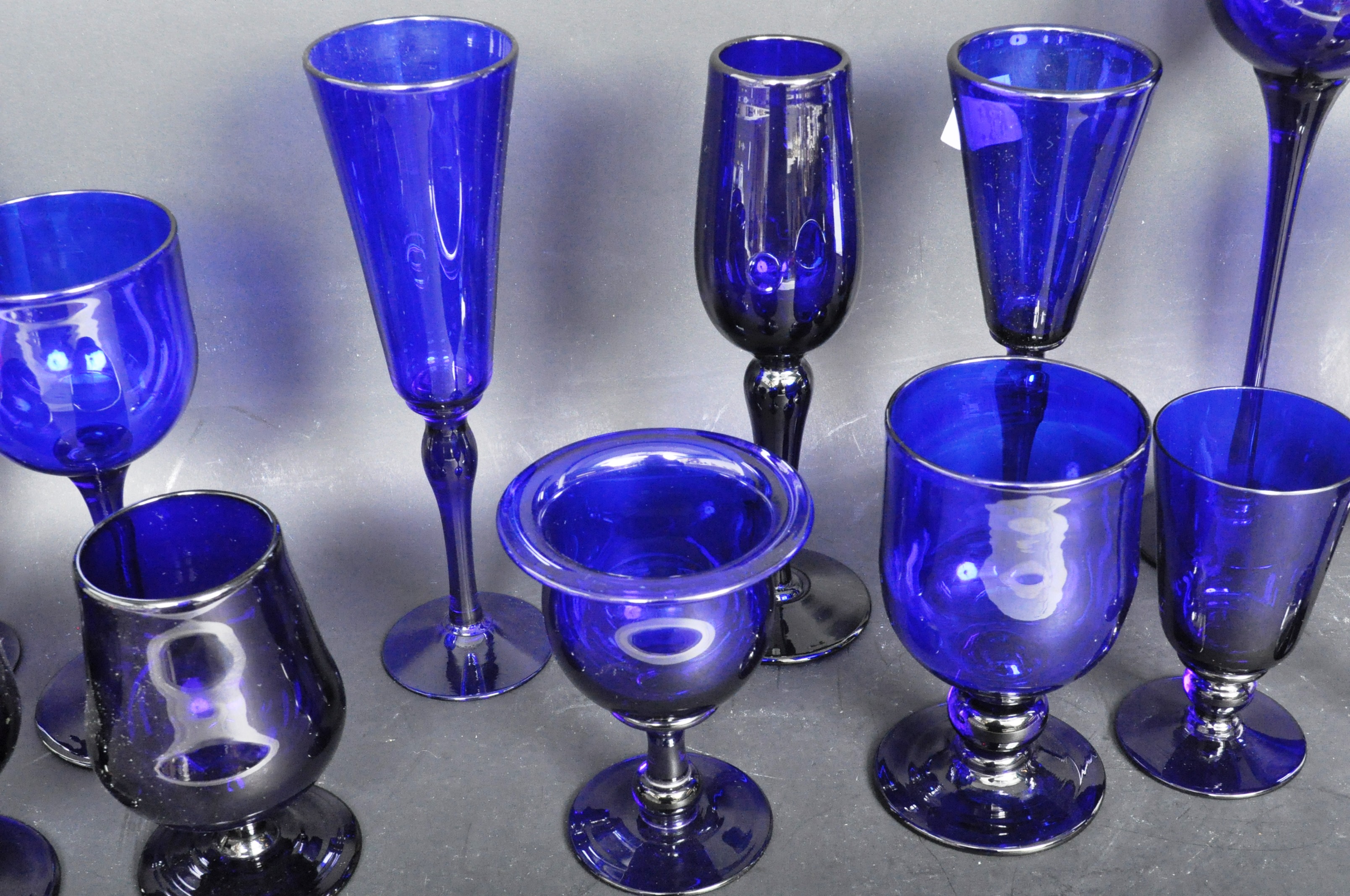 ASSORTMENT OF BRISTOL BLUE COBALT GLASS DRINKING GLASSES - Image 5 of 6