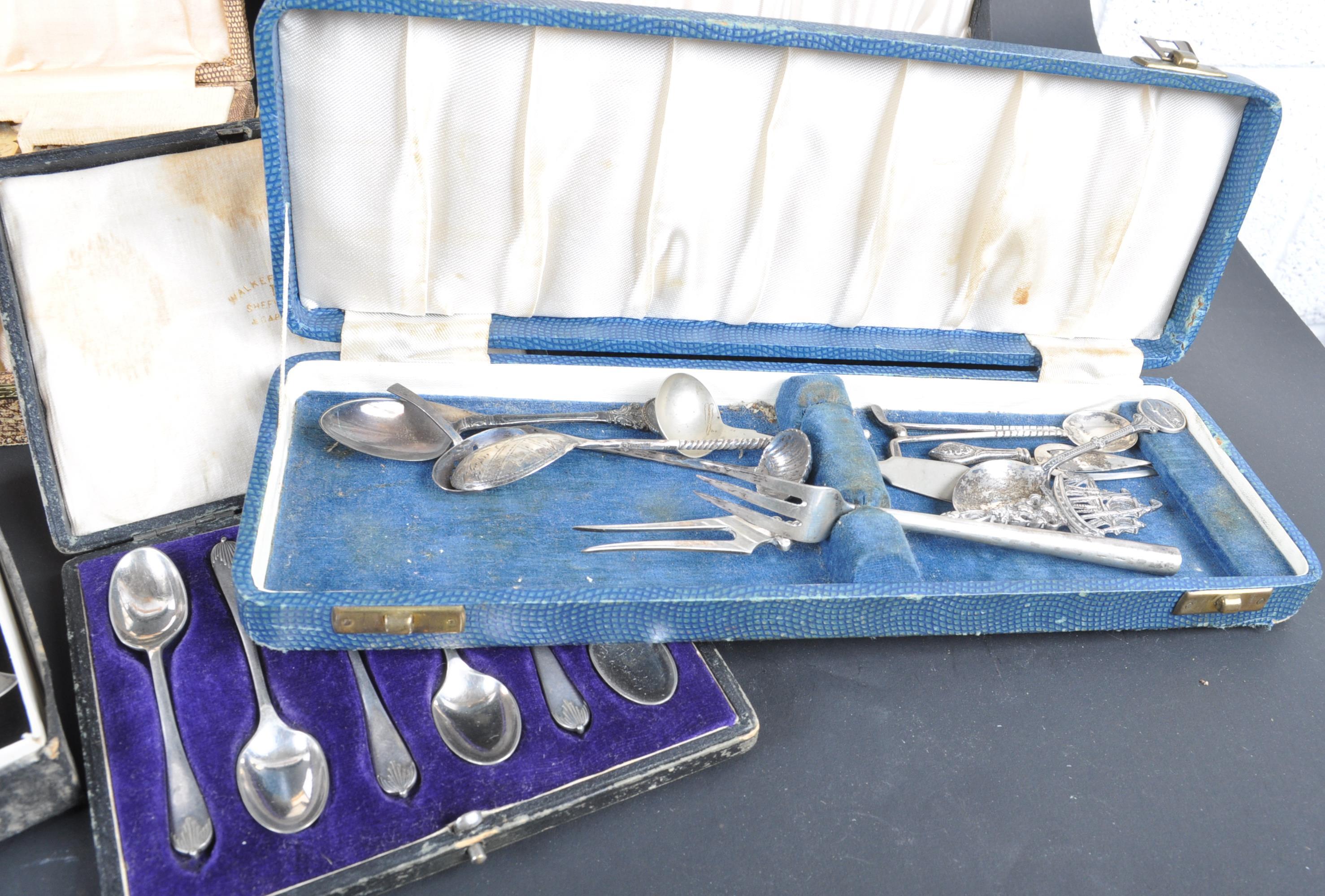 COLLECTION OF SILVER PLATED FLATWARE - CANTEEN CUTLERY - Image 5 of 7