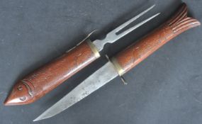 EARLY 20TH CENTURY INDIAN WOODEN FISH SCABBARD SERVING SET