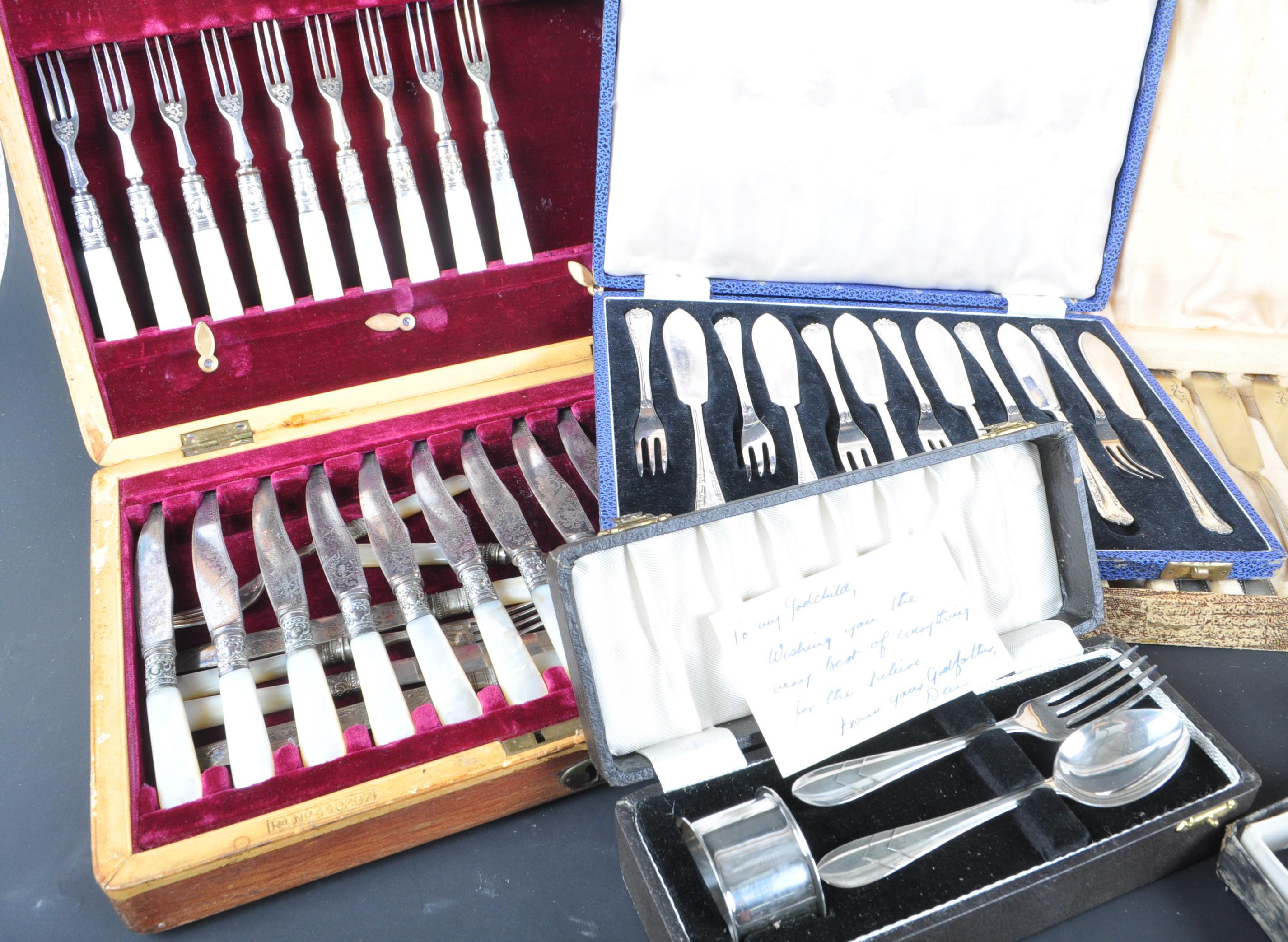 COLLECTION OF SILVER PLATED FLATWARE - CANTEEN CUTLERY - Image 3 of 7