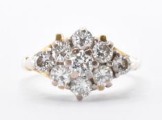 18CT GOLD & DIAMOND CLUSTER RING