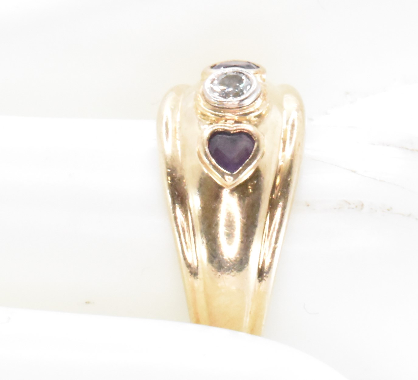 HALLMARKED 9CT GOLD AMETHYST RING - Image 6 of 7