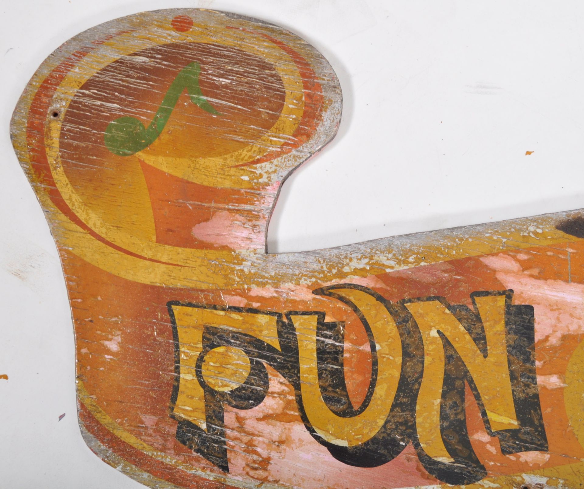 FUN FOR ALL - EARLY 20TH CENTURY FAIRGROUND PAINTED SIGN - Image 2 of 6
