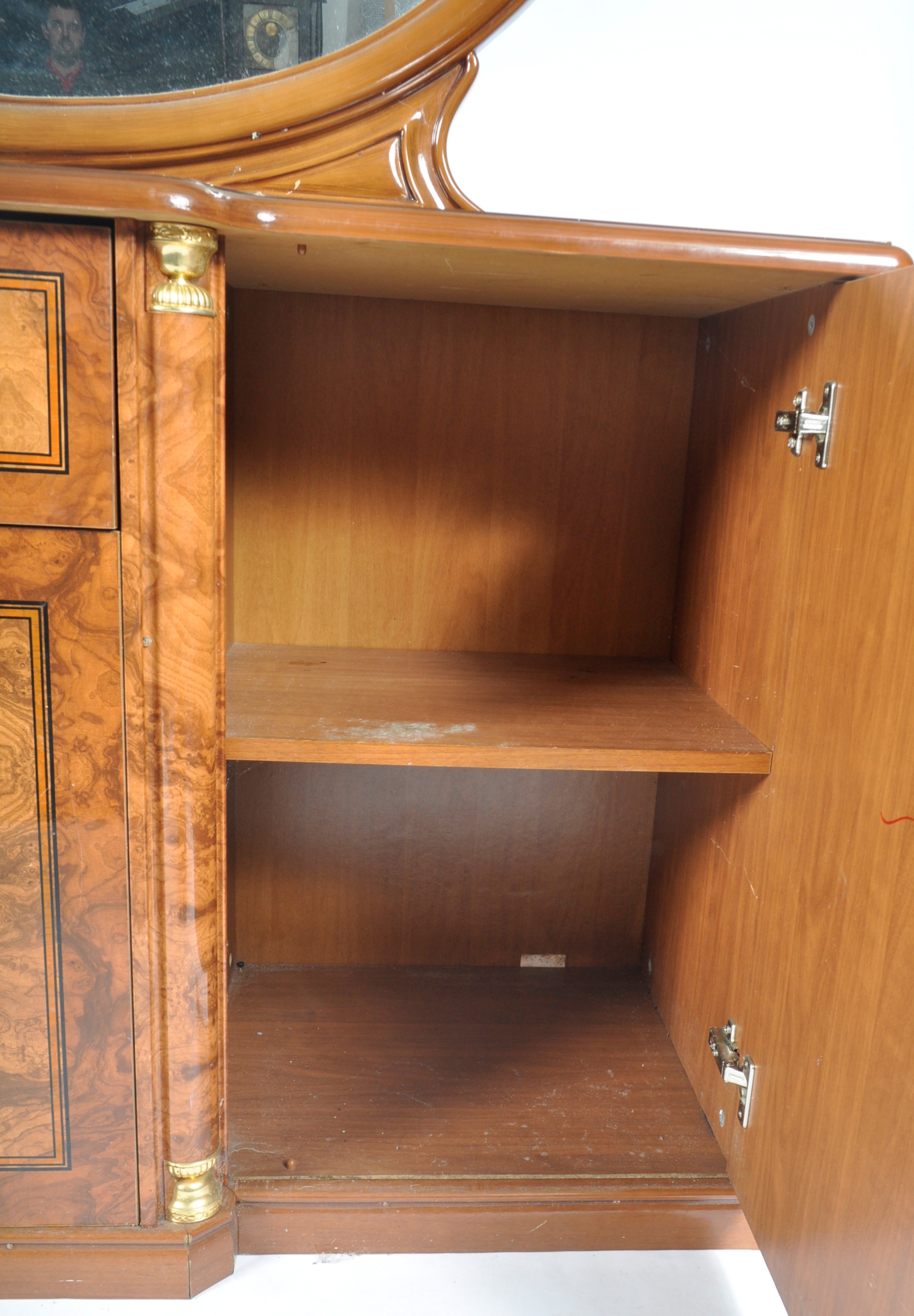 RETRO HOLLOYWOOD REGENCY FAUX WALNUT SIDEBOARD - Image 8 of 14