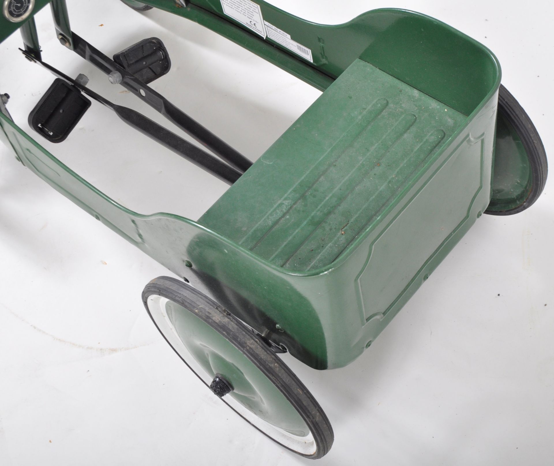 1950'S STYLE TIN CHILDS PEDAL CAR - Image 5 of 5