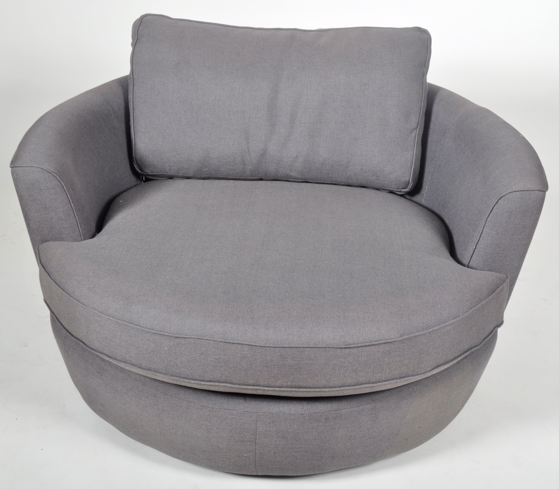 RONDO - FOUR SWEDISH DESIGNER SWIVEL LOUNGE CHAIRS - Image 3 of 7