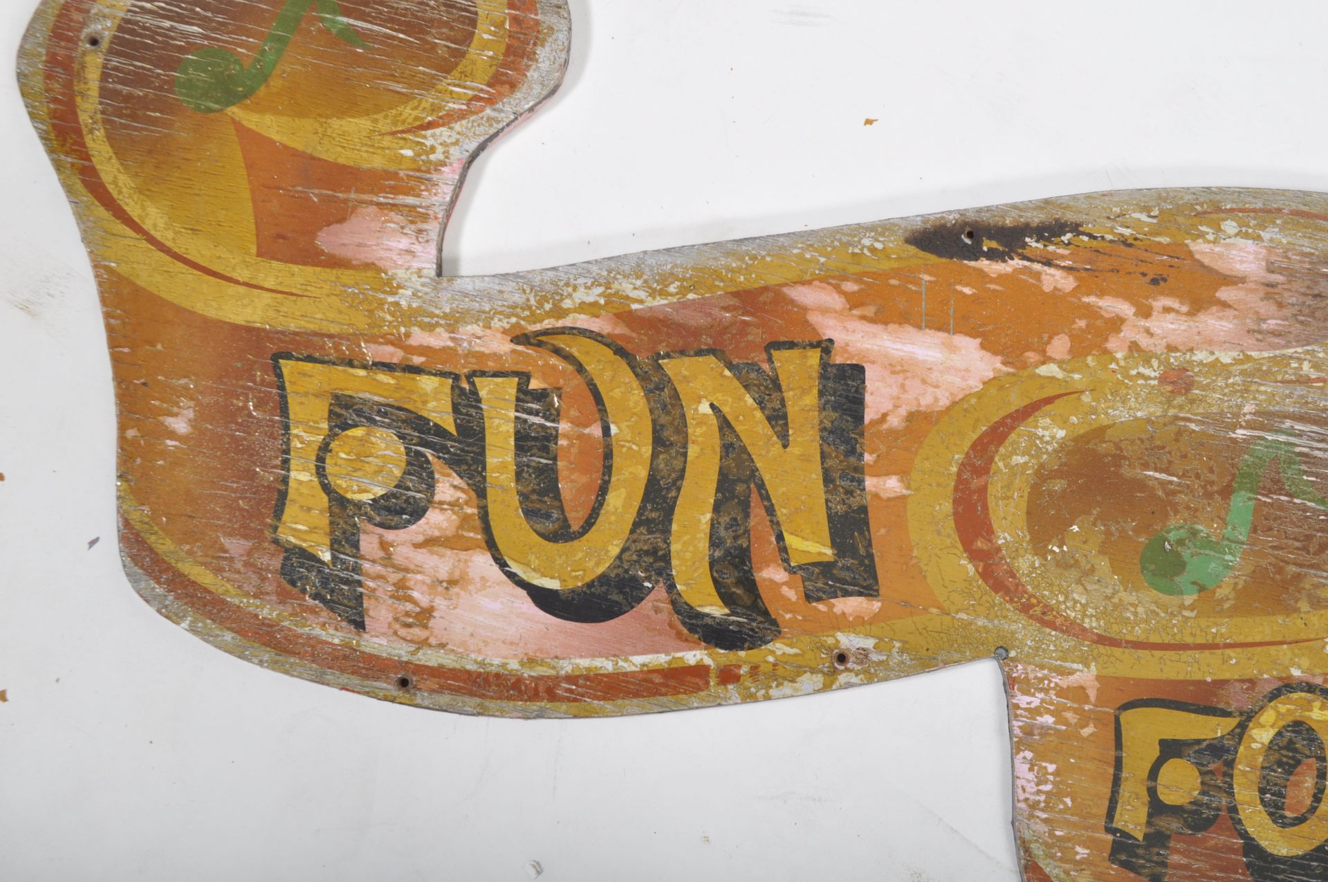 FUN FOR ALL - EARLY 20TH CENTURY FAIRGROUND PAINTED SIGN - Image 3 of 6