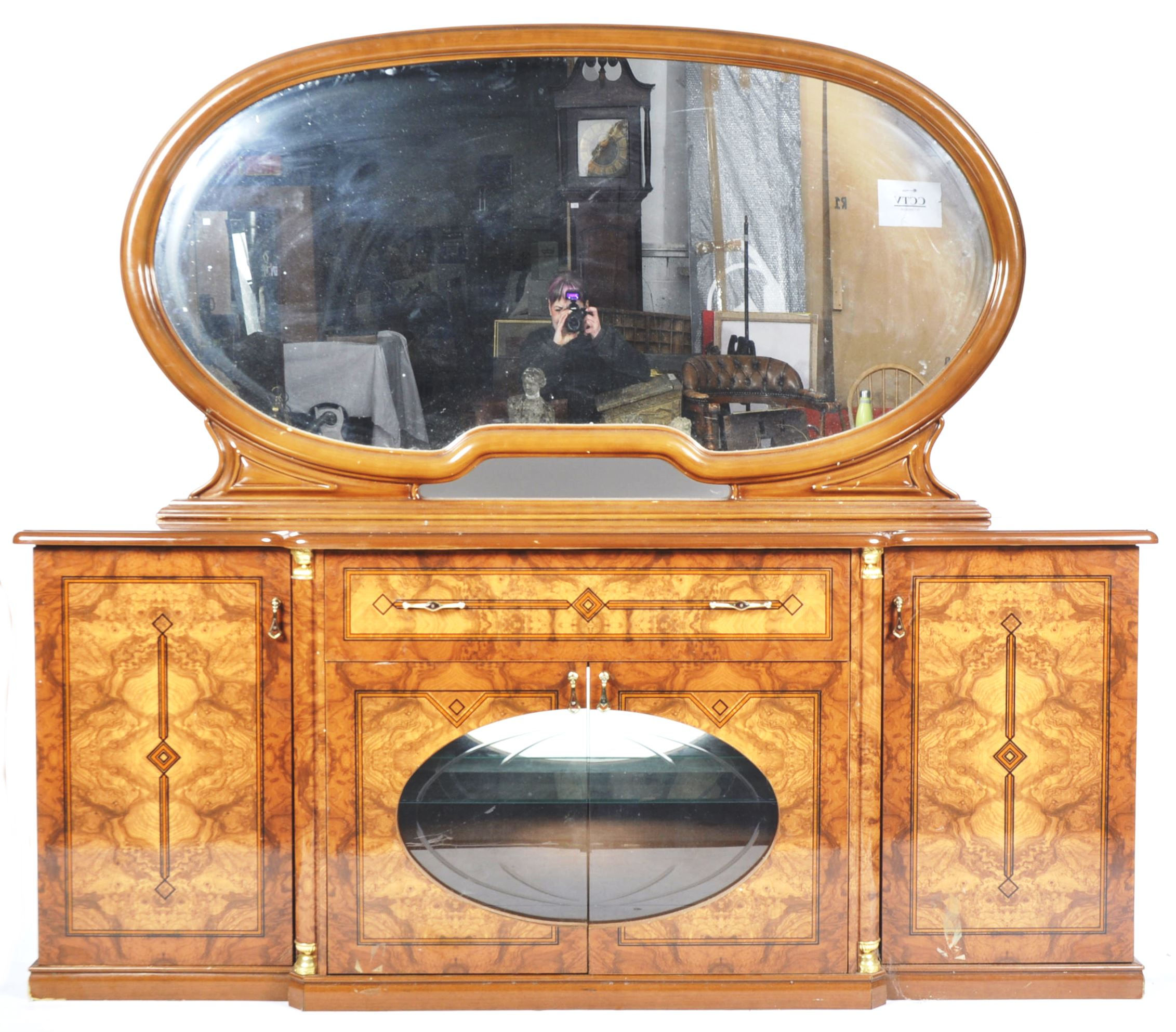 RETRO HOLLOYWOOD REGENCY FAUX WALNUT SIDEBOARD - Image 2 of 14