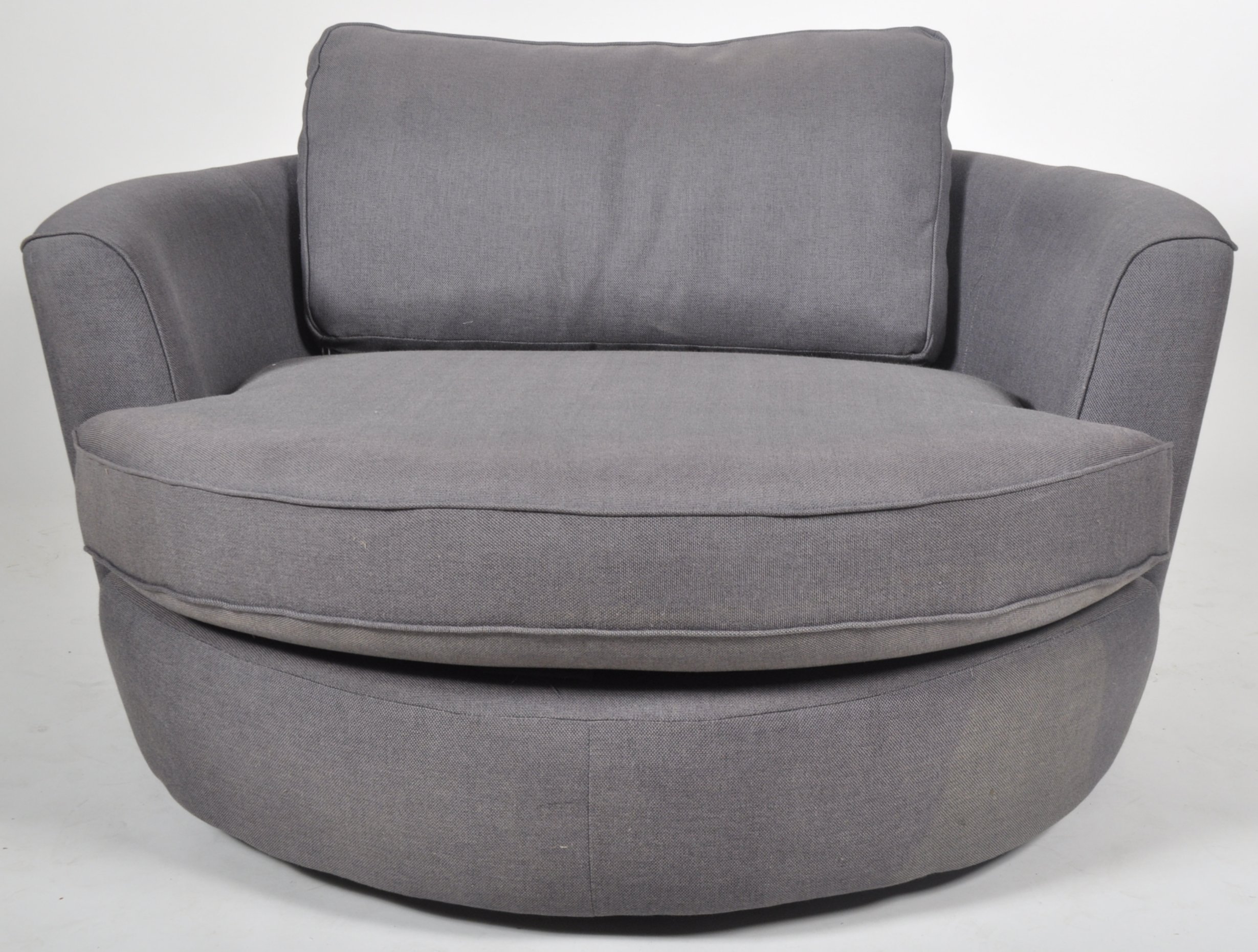 RONDO - FOUR SWEDISH DESIGNER SWIVEL LOUNGE CHAIRS - Image 2 of 7