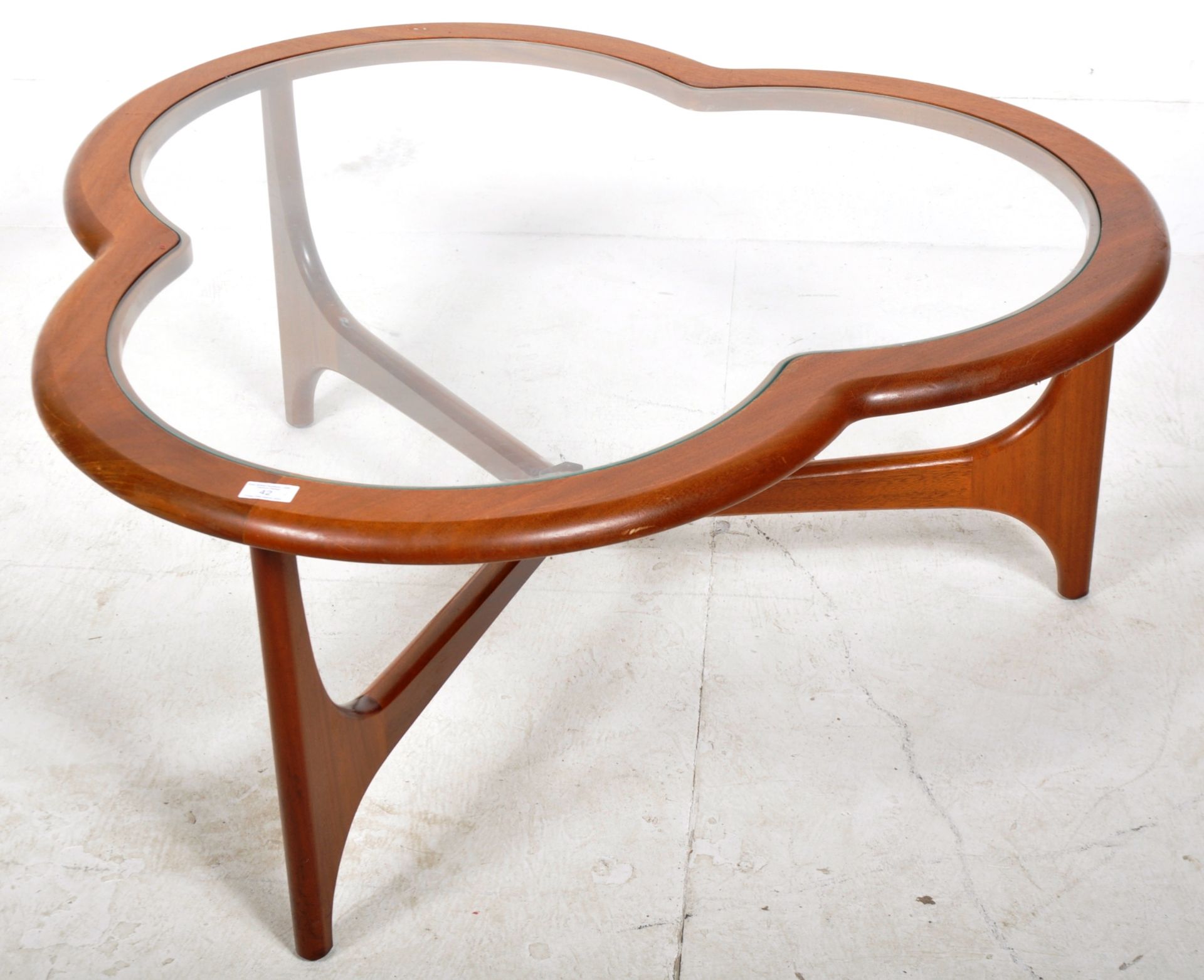 1960'S TEAK WOOD CLOVER SHAPED GLASS INSET COFFEE TABLE - Image 2 of 5