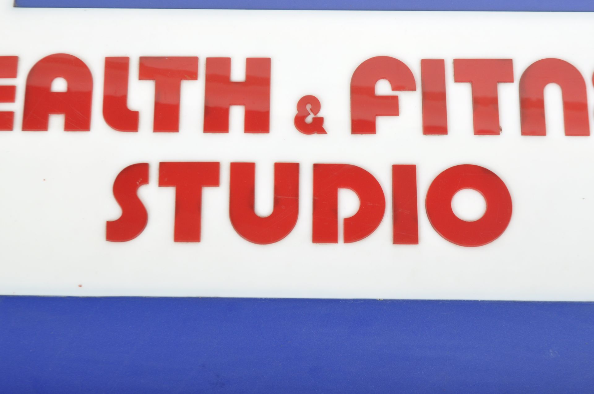 ACRYLIC FORMED HEALTH & FITNESS STUDIO ADVERTISING SIGN - Image 4 of 4