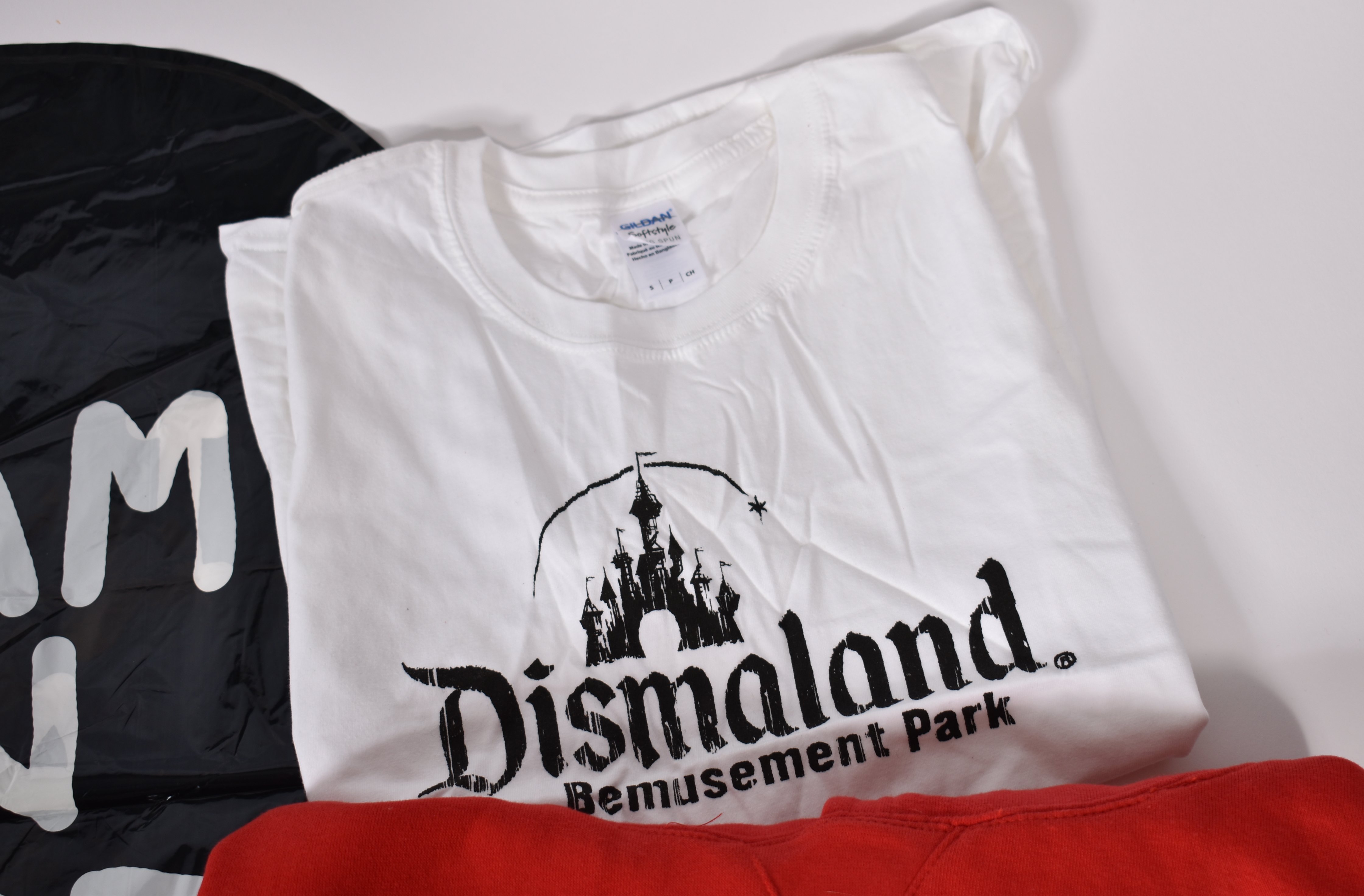 BANKSY / DAVID SHRIGLEY - DISMALAND MERCHANDISE - Image 8 of 9