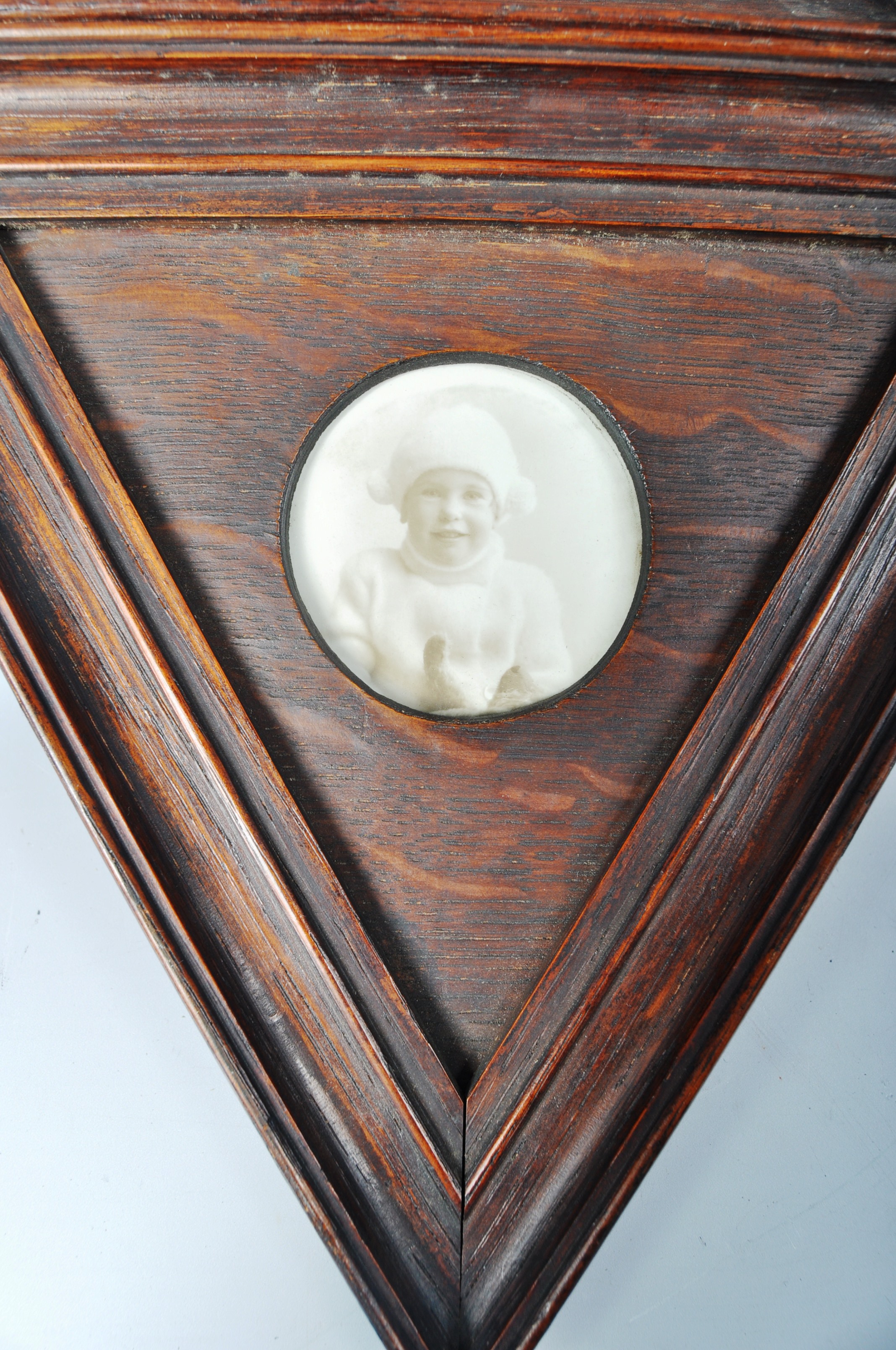 19TH CENTURY RHODES PATENT THE SEQUEL CORNER PICTURE FRAME - Image 4 of 7