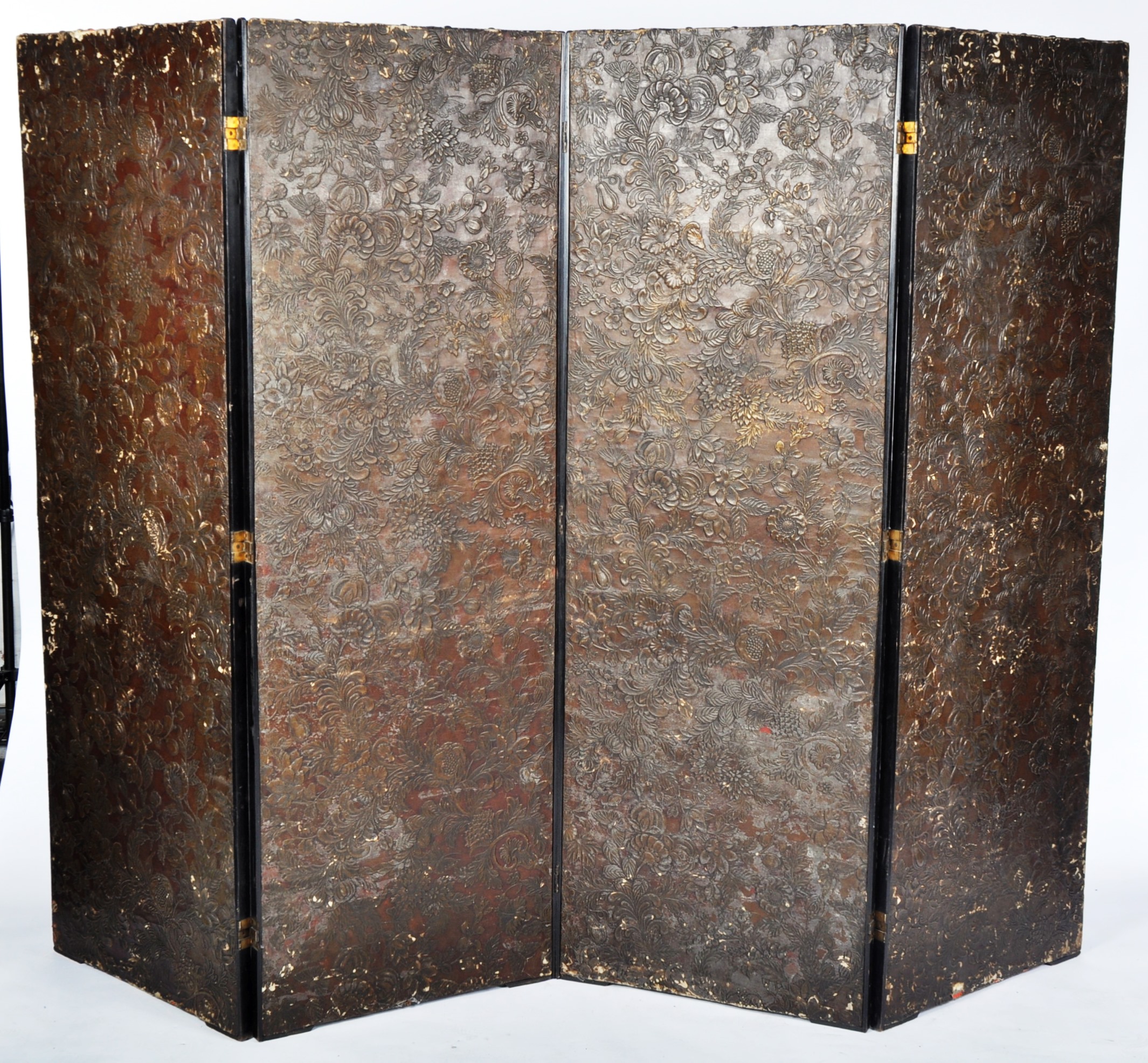 19TH CENTURY SPANISH FOUR FOLD ROOM DIVIDER SCREEN - Image 6 of 8
